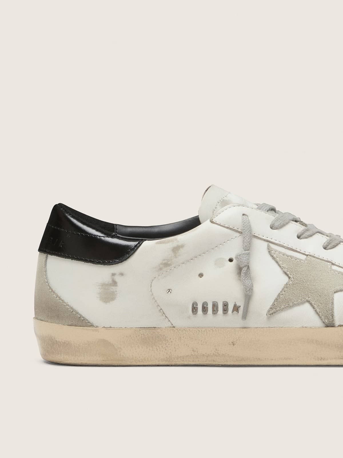 Golden Goose Women’s Super-Star With Black Heel Tab And Metal Stud Lettering - Sneaker Türkiye