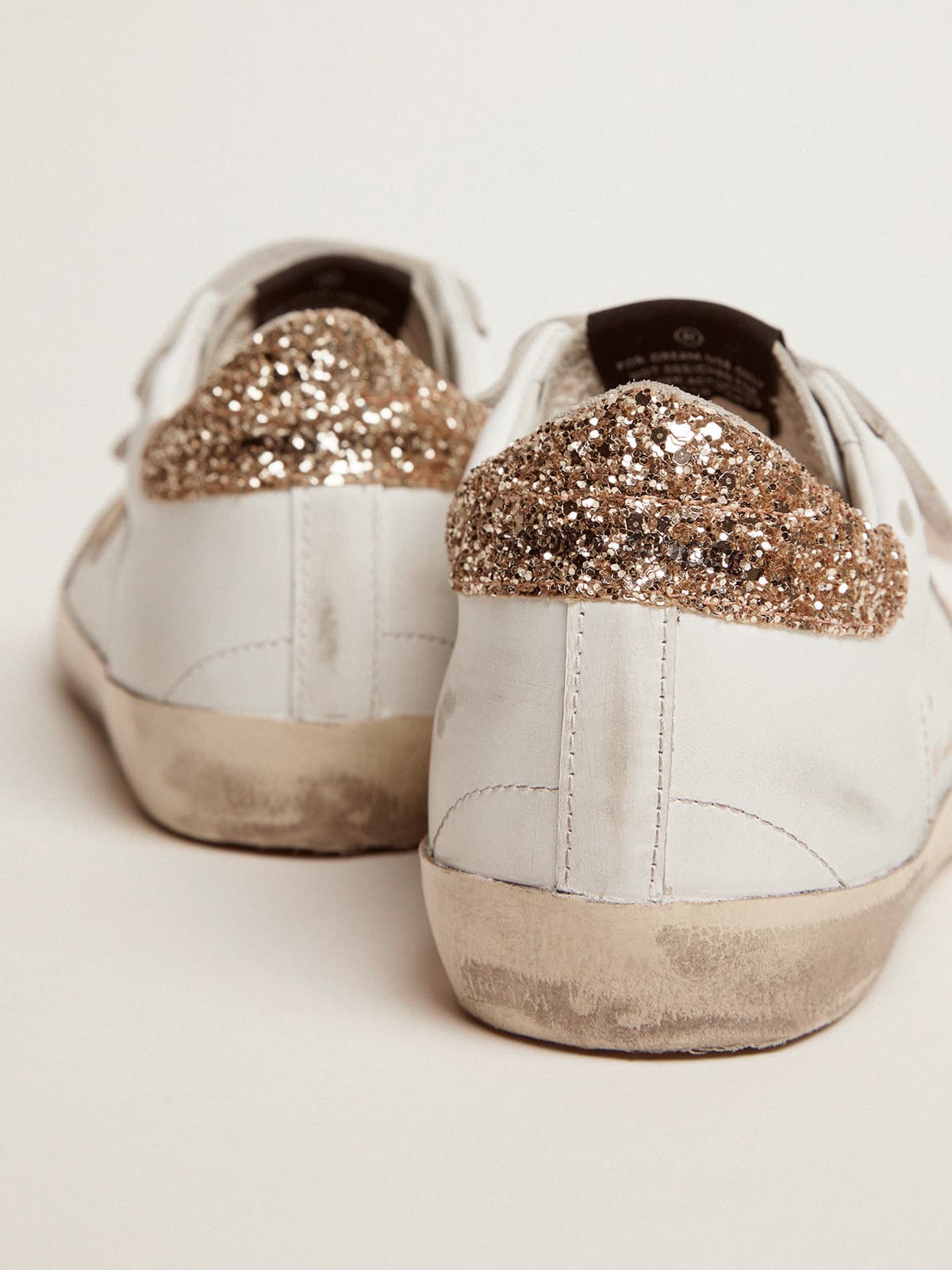 Golden Goose Women’s Old School With Gold Star In Laminated Leather - Sneaker Türkiye