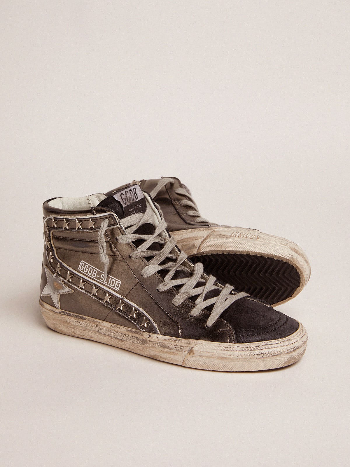 Golden Goose Women’s Slide With Silver Laminated Leather Upper And Studs - Sneaker Türkiye