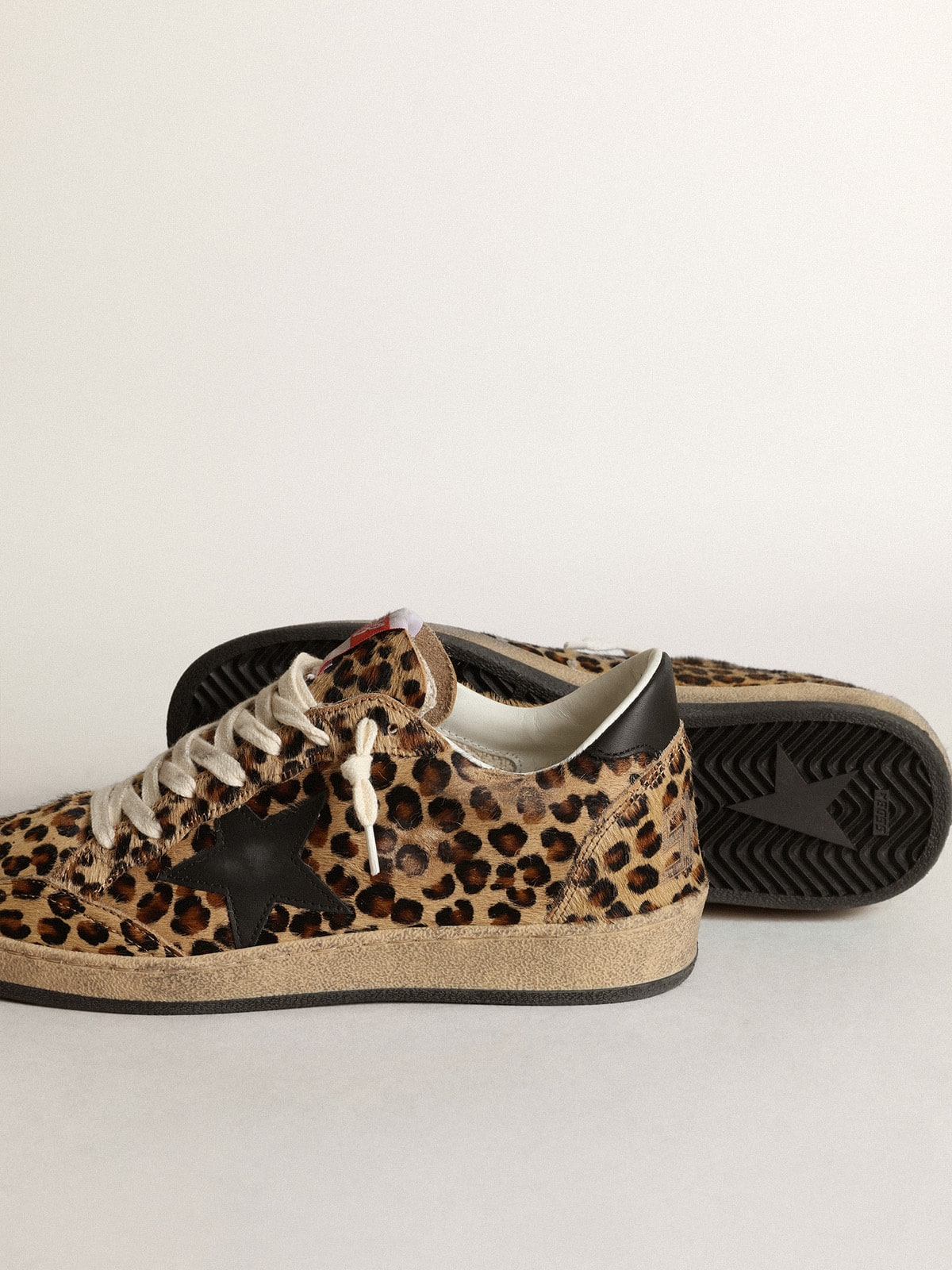 Golden Goose Women’s Ball Star In Leo-Print Pony Skin, Black Leather Star And Heel Tab - Sneaker Türkiye