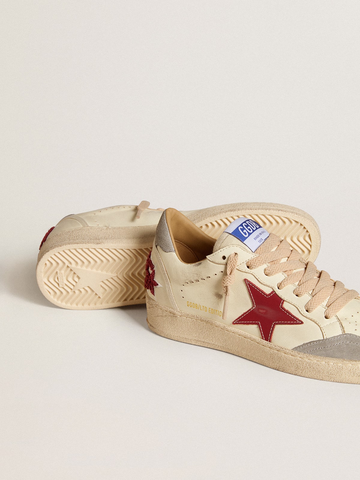 Golden Goose Women’s Ball Star LTD In Nappa With Leather Star And Silver Suede Heel Tab - Sneaker Türkiye