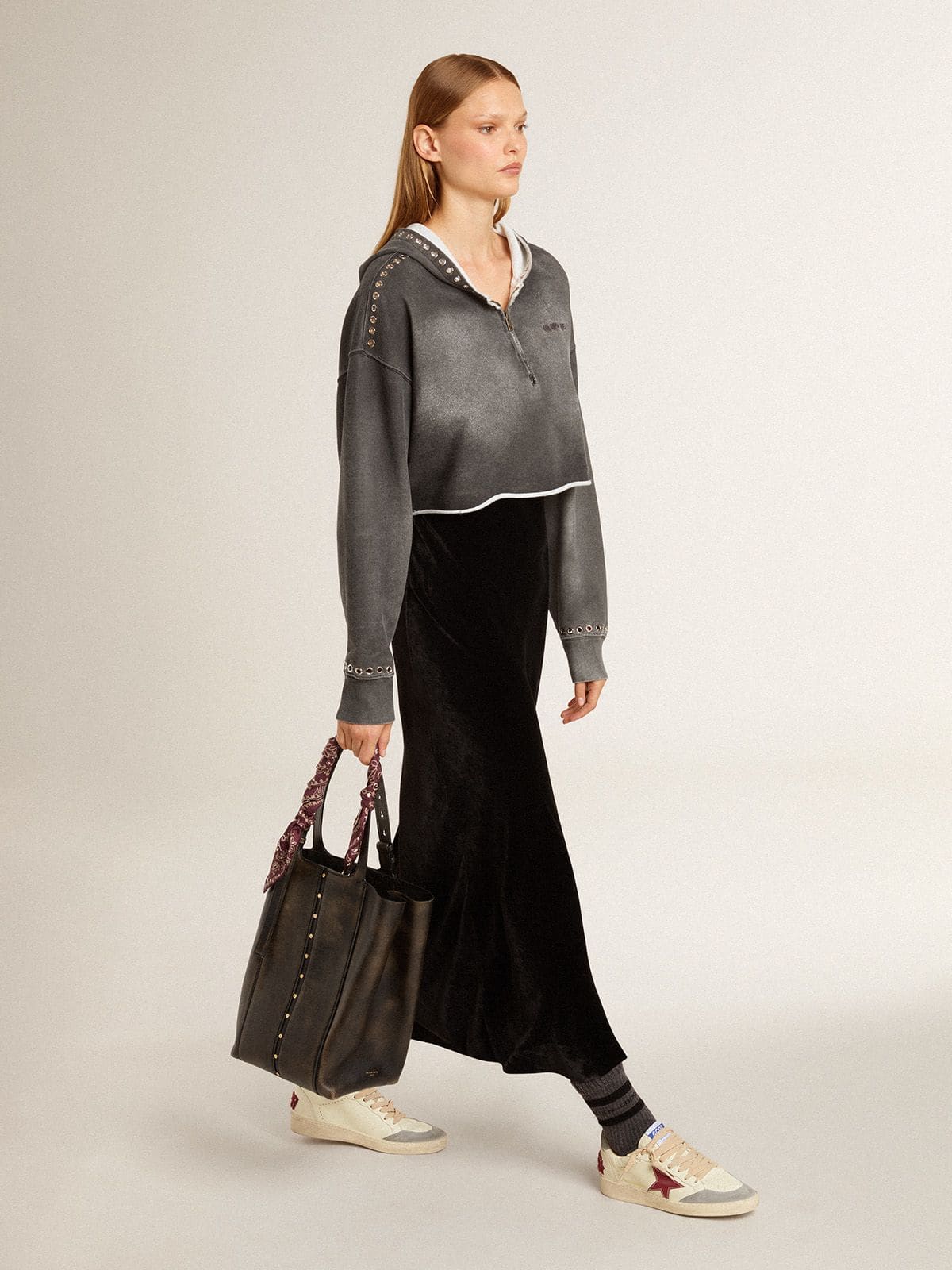 Golden Goose Women’s Ball Star LTD In Nappa With Leather Star And Silver Suede Heel Tab - Sneaker Türkiye