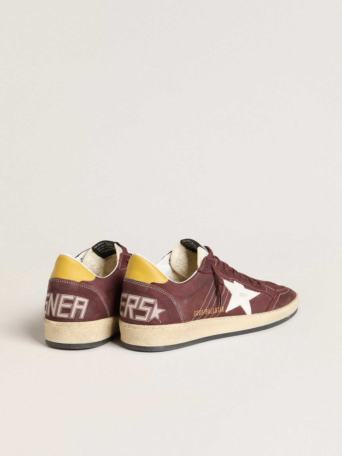 Golden Goose Women’s Ball Star In Chocolate Nubuck With Leather Star And Heel Tab - Sneaker Türkiye