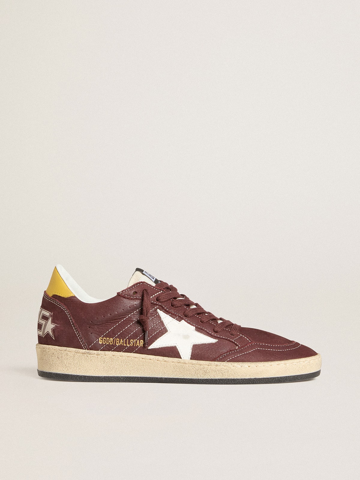 Golden Goose Women’s Ball Star In Chocolate Nubuck With Leather Star And Heel Tab - Sneaker Türkiye