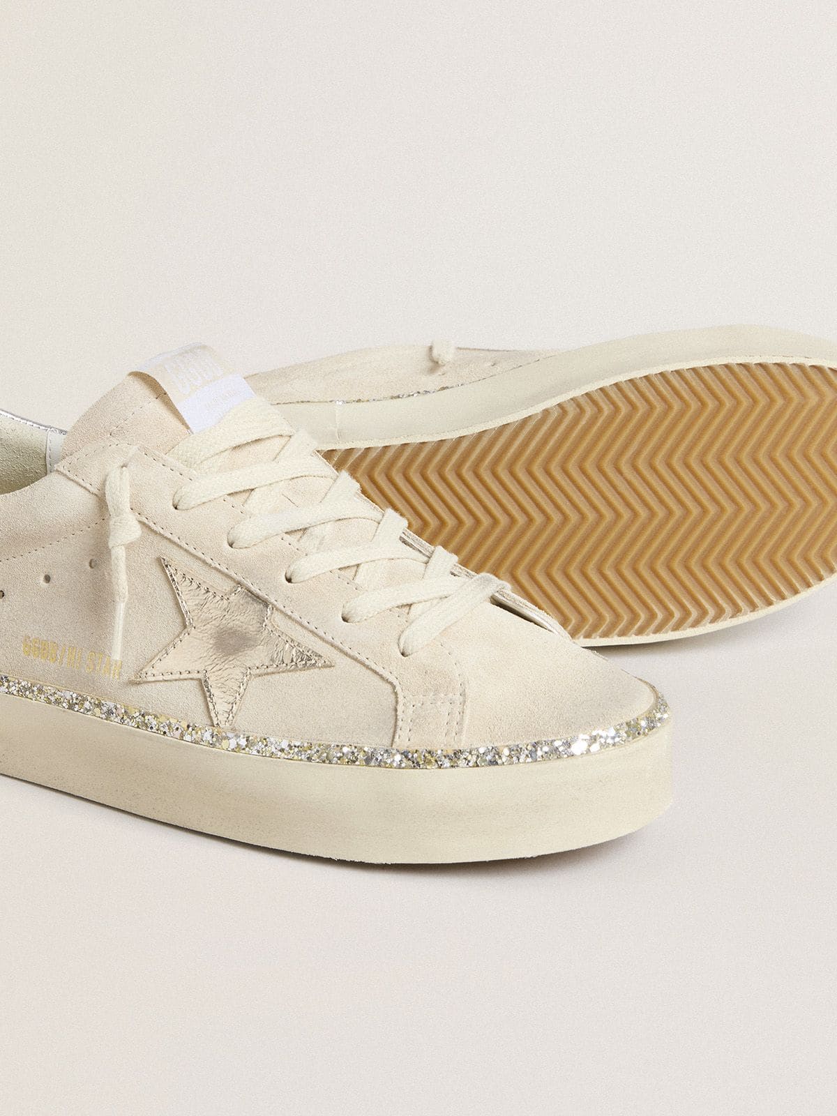 Golden Goose Hi Star In Suede With Silver Metallic Leather Star And Heel Tab - Sneaker Türkiye