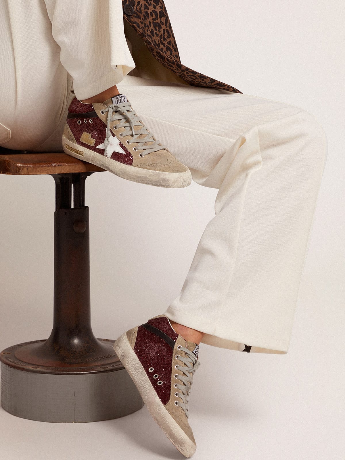 Golden Goose Women’s Mid Star In Burgundy Glitter With Gray Inserts And White Star - Sneaker Türkiye