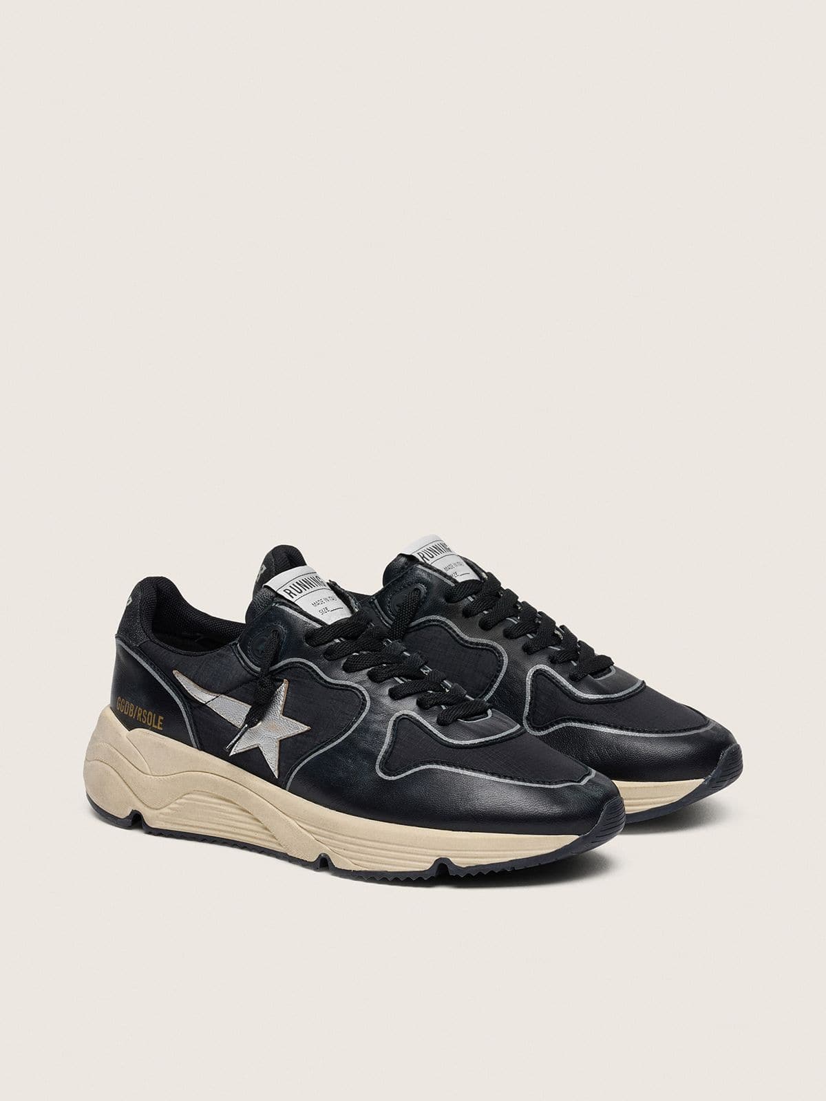 Golden Goose Women’s Running Sole In Black Nappa Leather And Nylon With A Silver Leather Star - Sneaker Türkiye