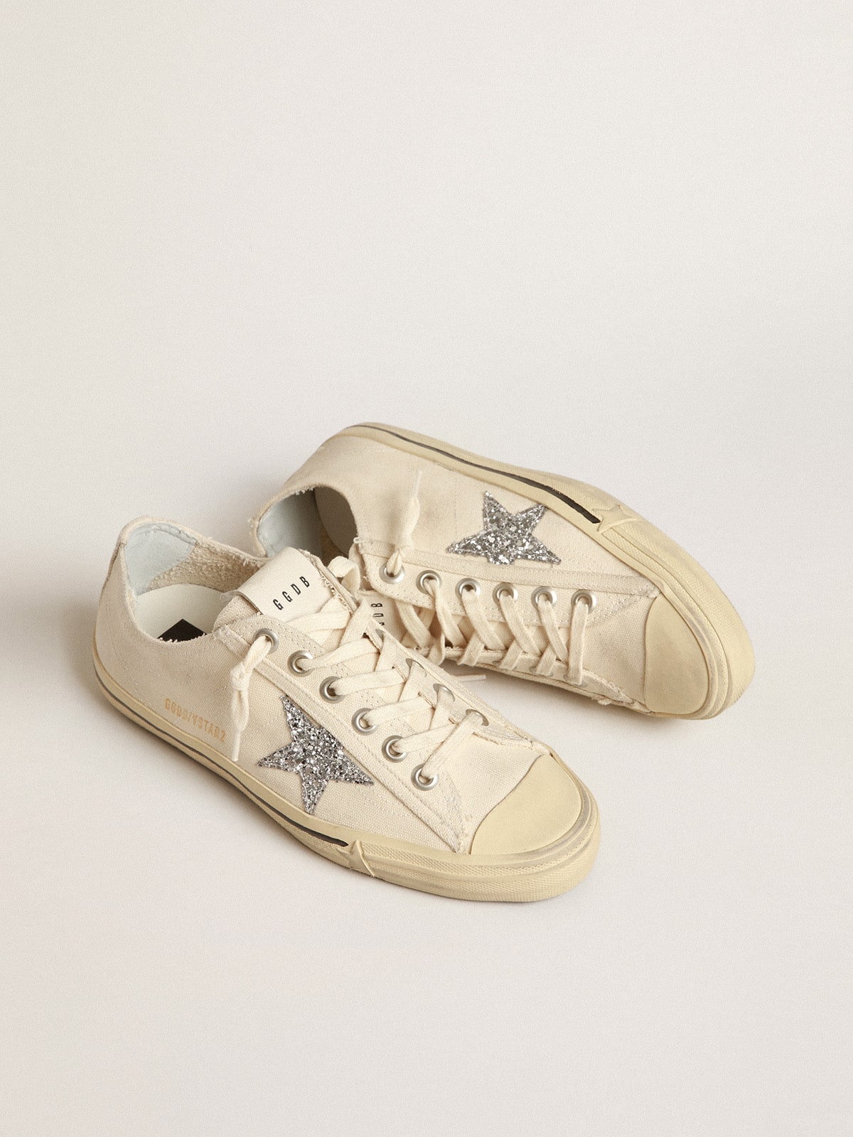 Golden Goose V-Star In Beige Canvas With A Silver Glitter Star - Sneaker Türkiye