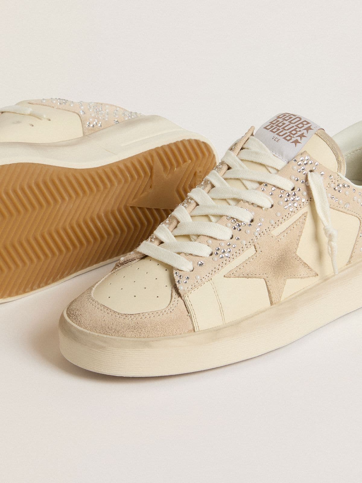 Golden Goose Stardan In Cream-Colored Suede And Leather With Swarovski And A Suede Star - Sneaker Türkiye