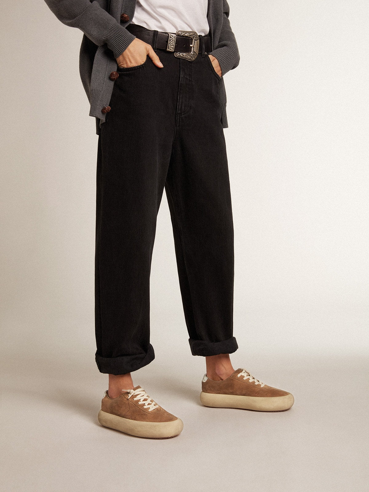 Golden Goose Women’s Space-Star In Tobacco-Colored Suede With Perforated Star - Sneaker Türkiye