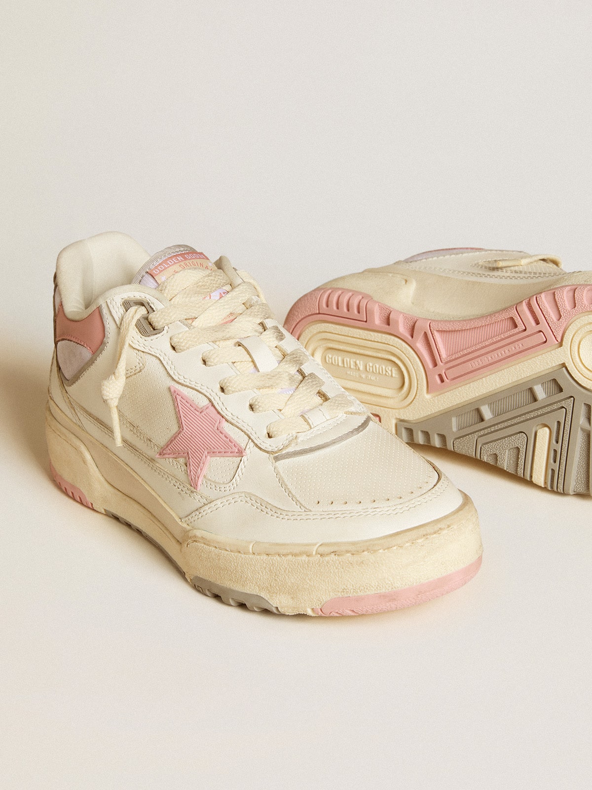 Golden Goose Women’s Forty2 With Pink Star And White Leather Heel Tab - Sneaker Türkiye