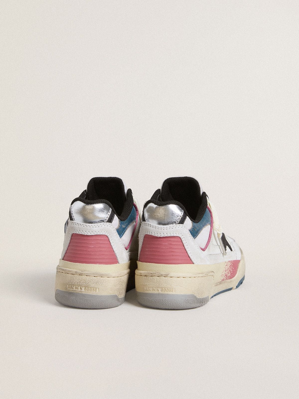 Golden Goose Women’s Forty2 With Black Star And Silver Foiled Leather Heel Tab - Sneaker Türkiye