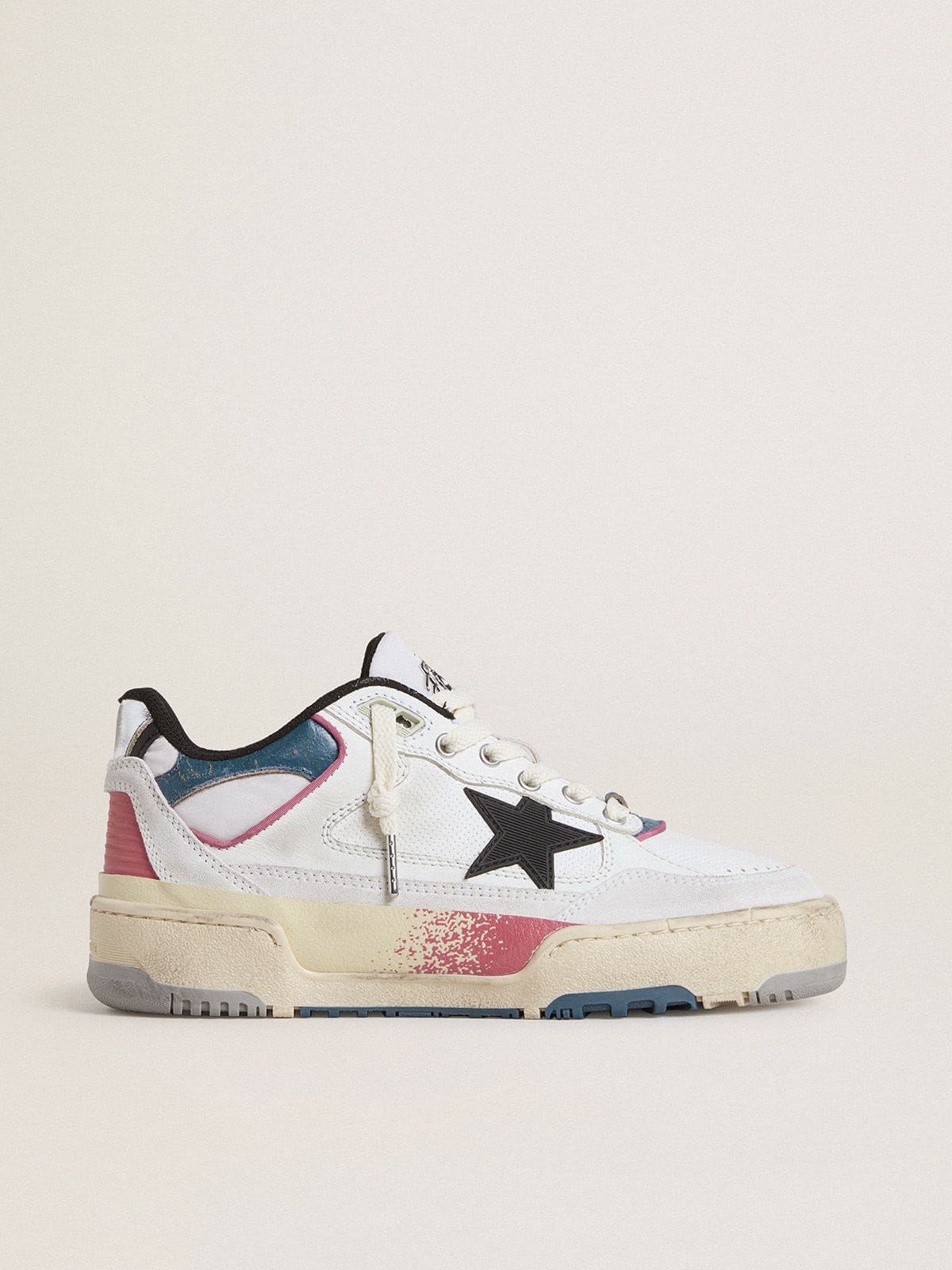 Golden Goose Women’s Forty2 With Black Star And Silver Foiled Leather Heel Tab - Sneaker Türkiye