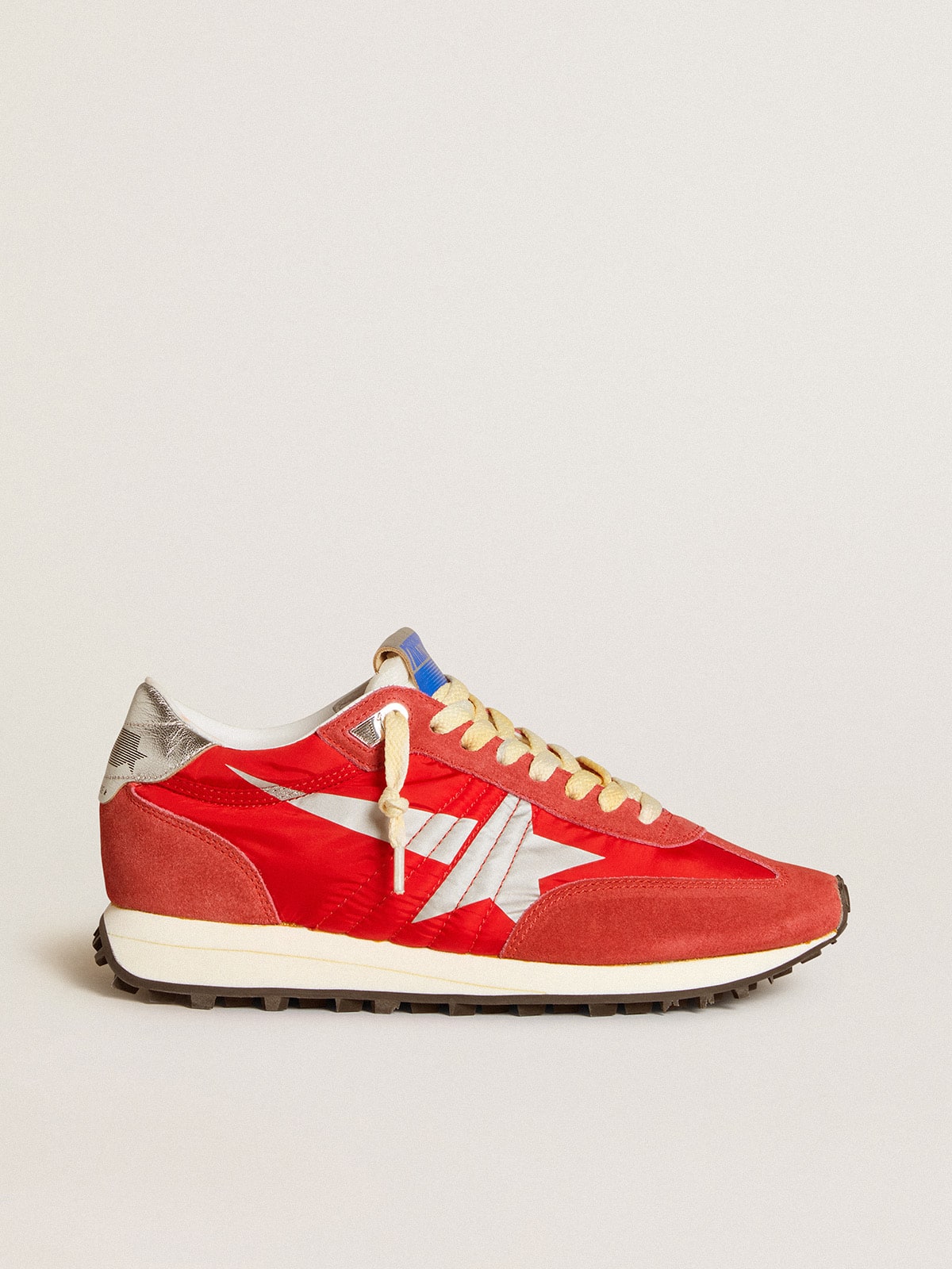 Golden Goose Women’s Marathon With Red Nylon Upper And Silver Star - Sneaker Türkiye