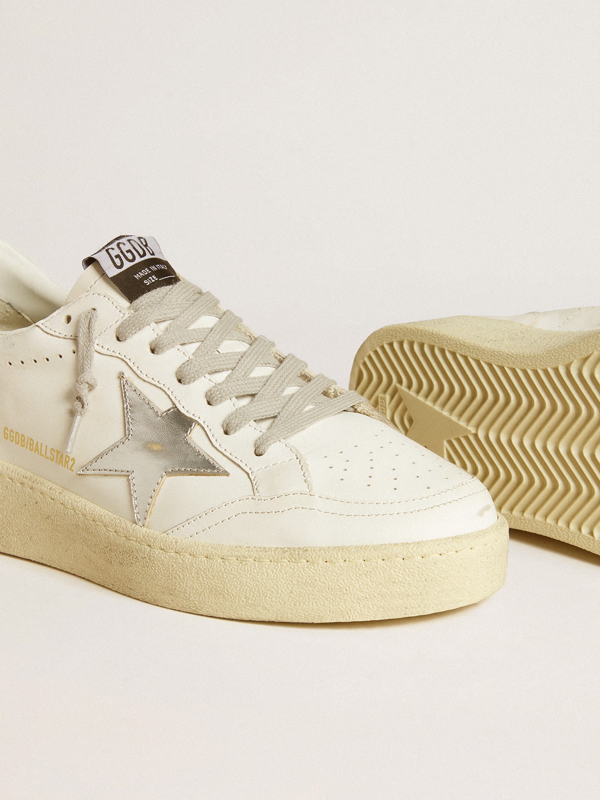 Golden Goose Women’s Ball Star With Silver Leather Star And Silver Glitter Heel Tab - Sneaker Türkiye