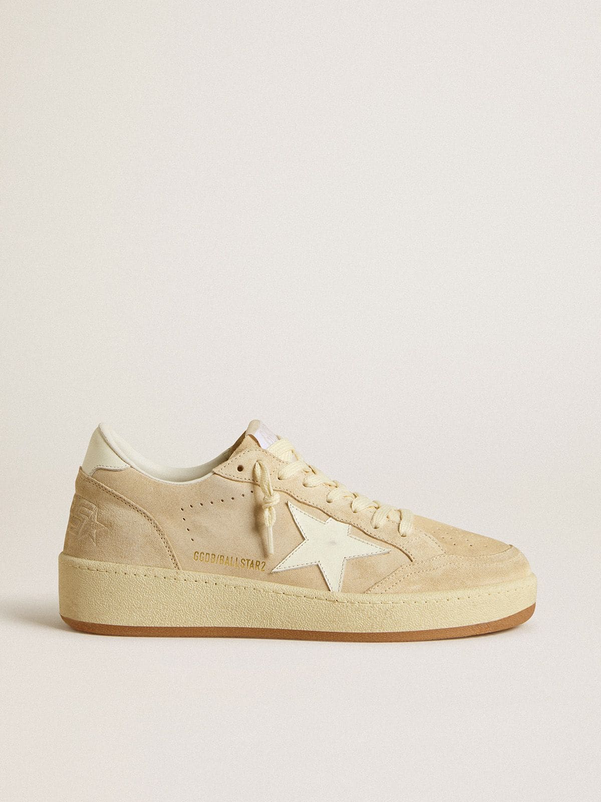 Golden Goose Women’s Ball Star In Beige Suede With White Leather Star And Heel Tab - Sneaker Türkiye