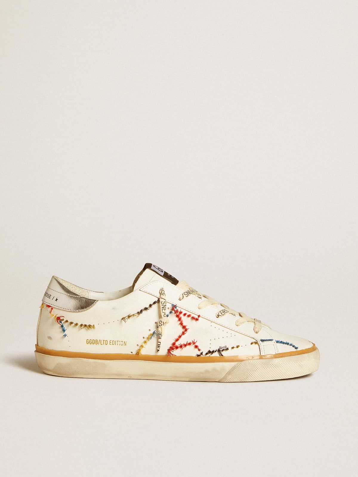 Golden Goose Women’s Super-Star LTD With Perforated Star And Metallic Leather Heel Tab - Sneaker Türkiye