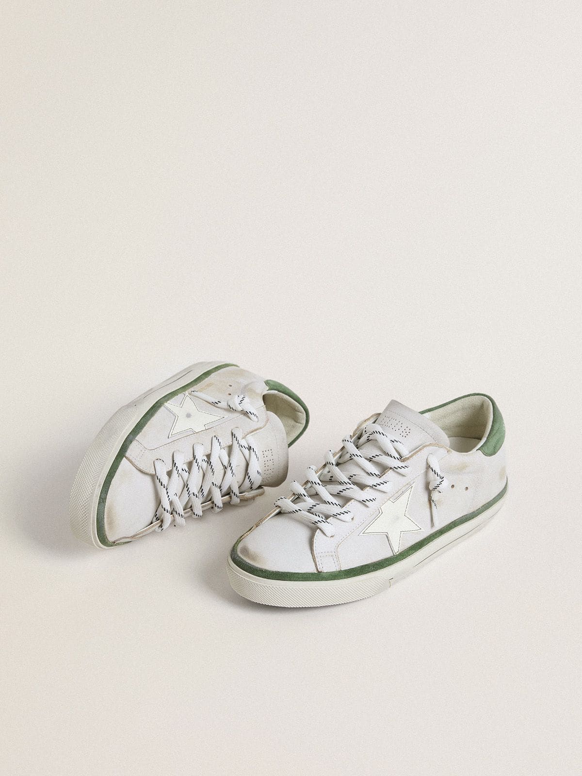 Golden Goose Women’s Super-Star LTD With White Leather Star And Green Suede Heel Tab - Sneaker Türkiye