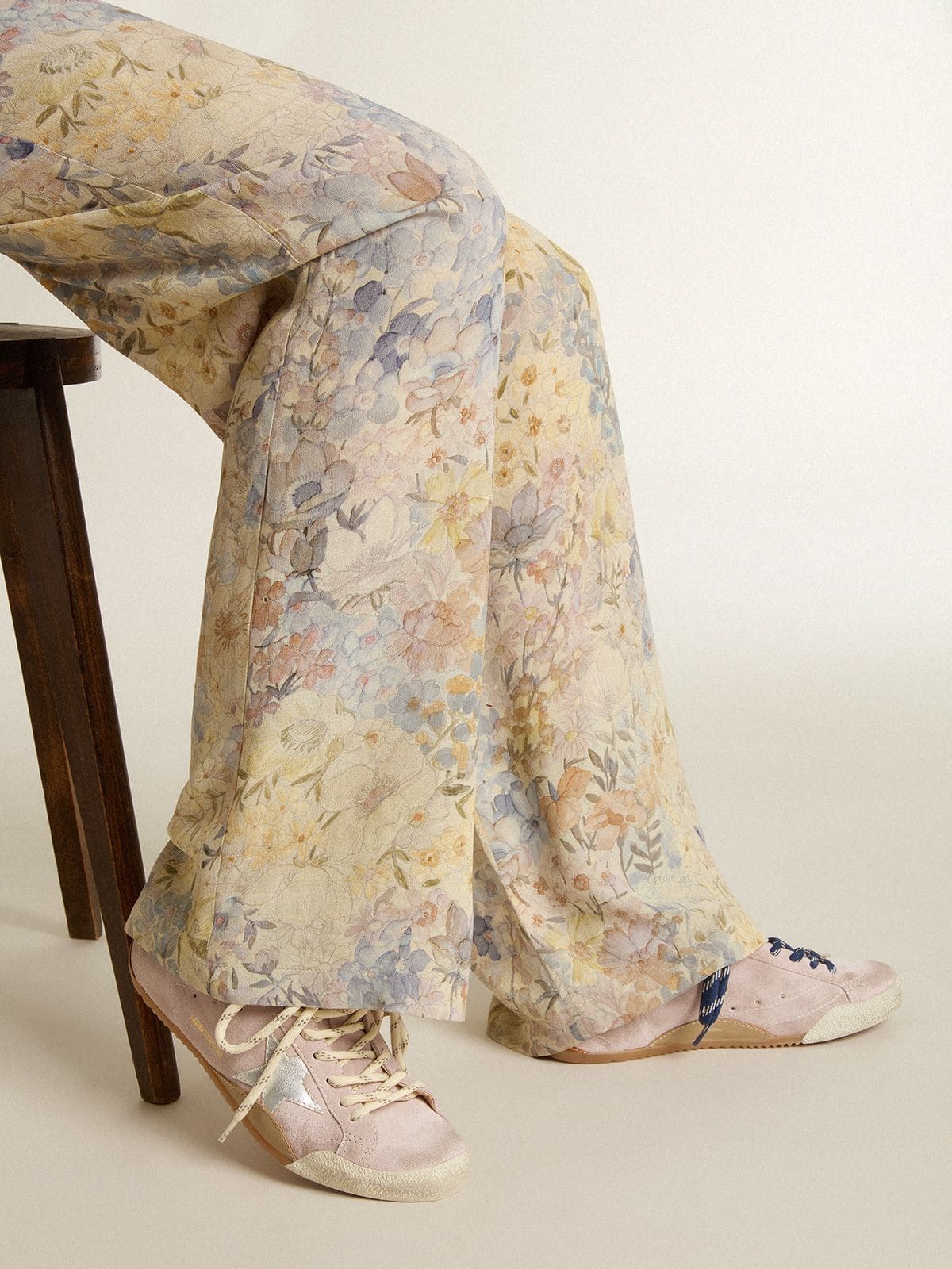 Golden Goose Women’s True-Star In Pastel Pink Suede With Silver Star And Heel Tab - Sneaker Türkiye