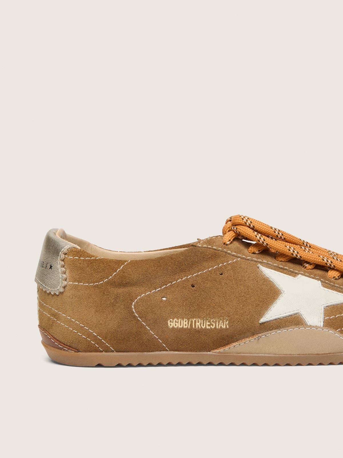 Golden Goose Women’s True-Star In Tobacco-Colored Suede With White Star And Platinum Heel Tab - Sneaker Türkiye