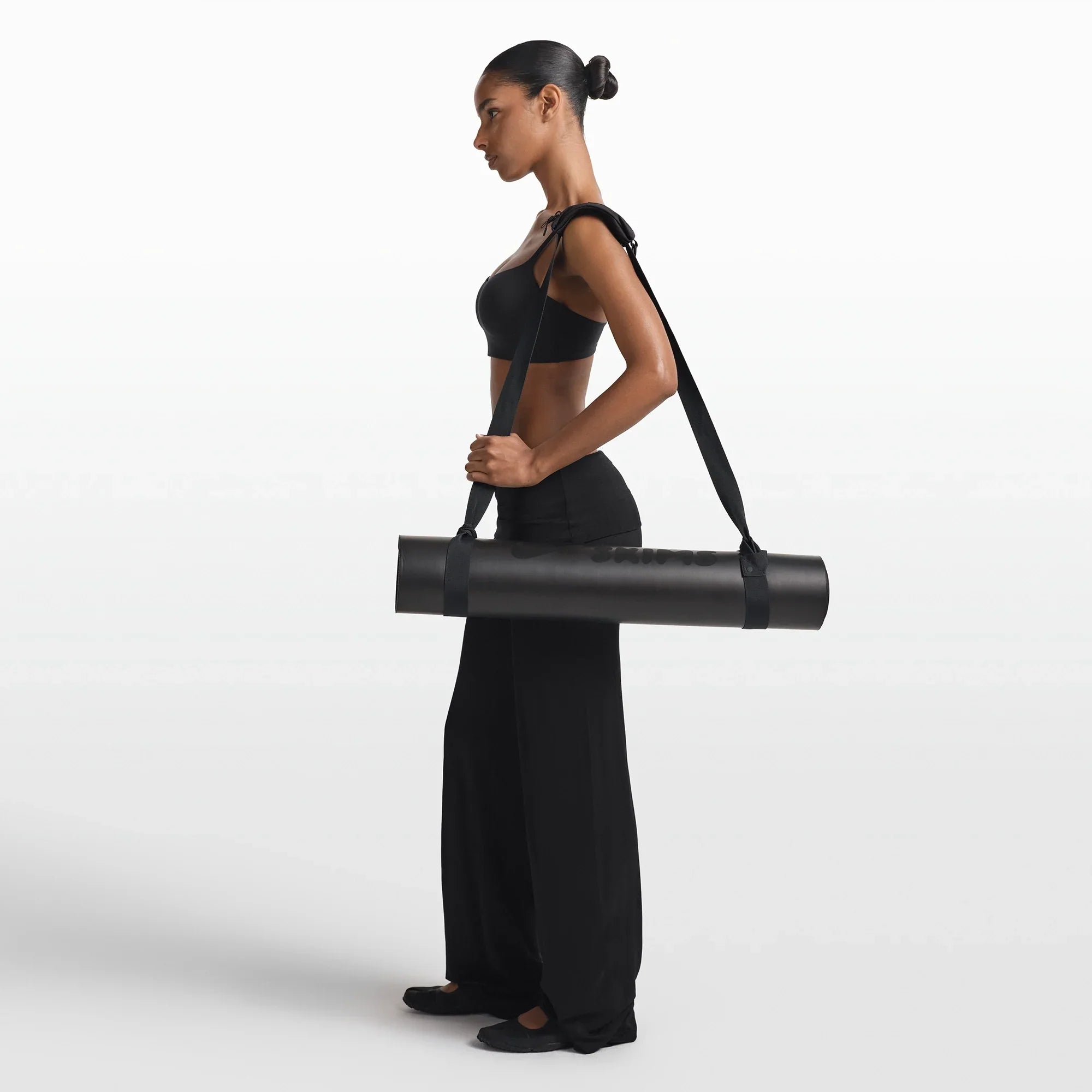 NikeSKIMS ACCESSORIES YOGA MAT STRAP | OBSIDIAN - Sneaker Türkiye