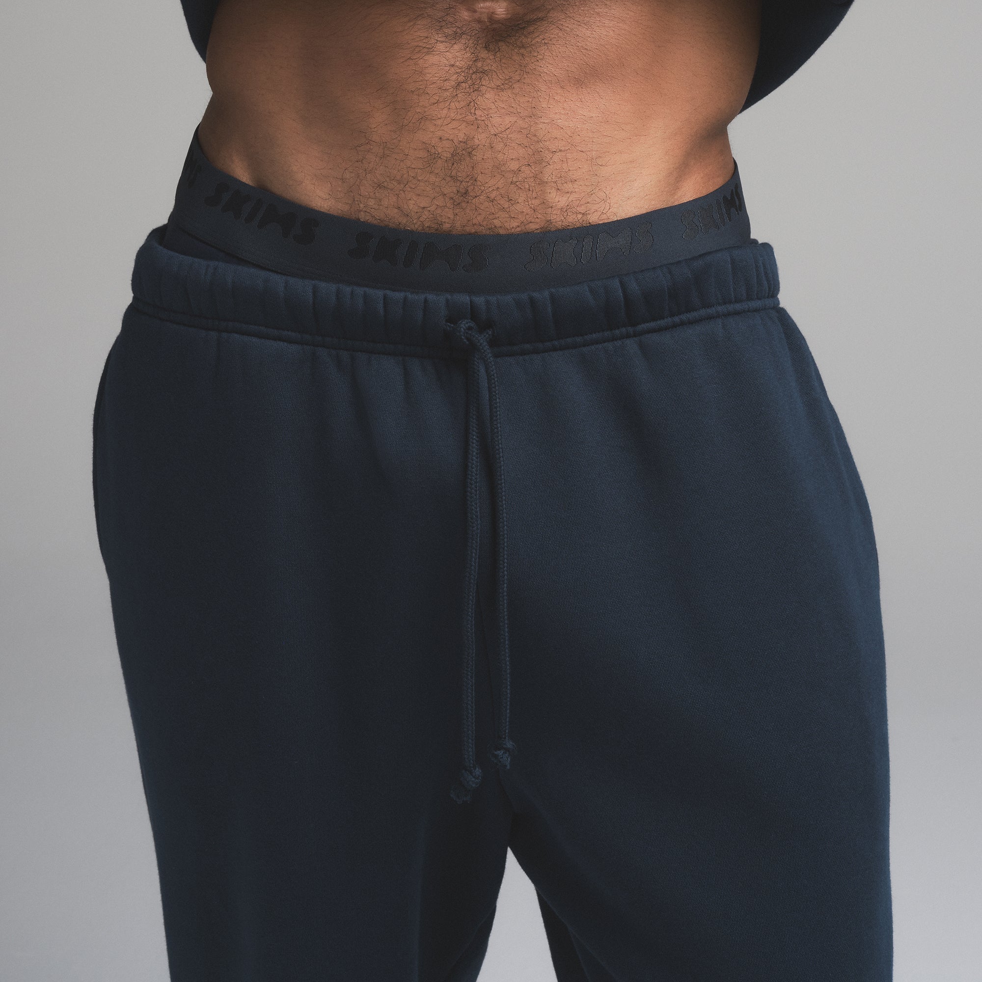 SKIMS FLEECE LOUNGE MENS CLASSIC STRAIGHT LEG PANT | NAVY - Sneaker Türkiye