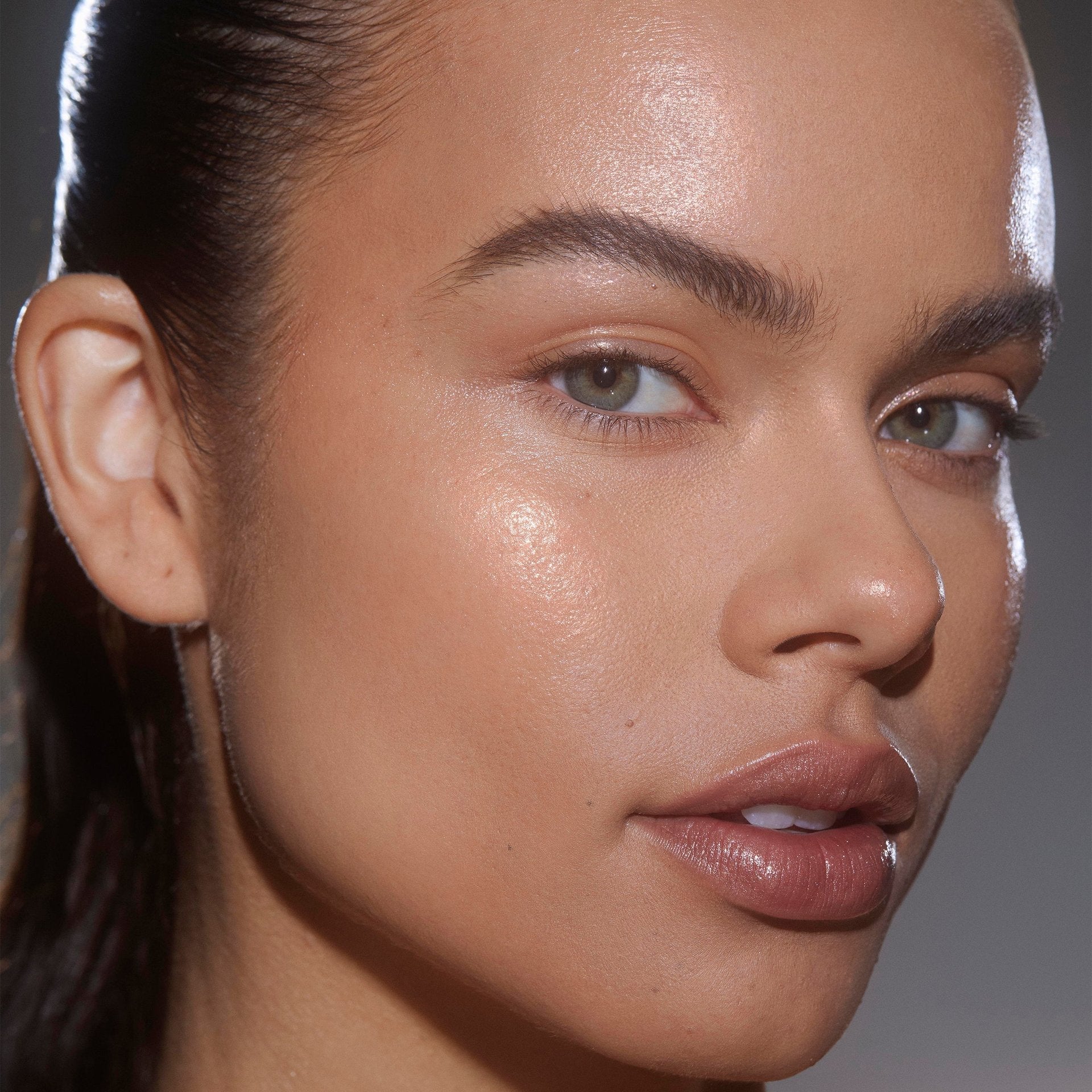 Kylie Dewy Balm Stick - Sneaker Türkiye