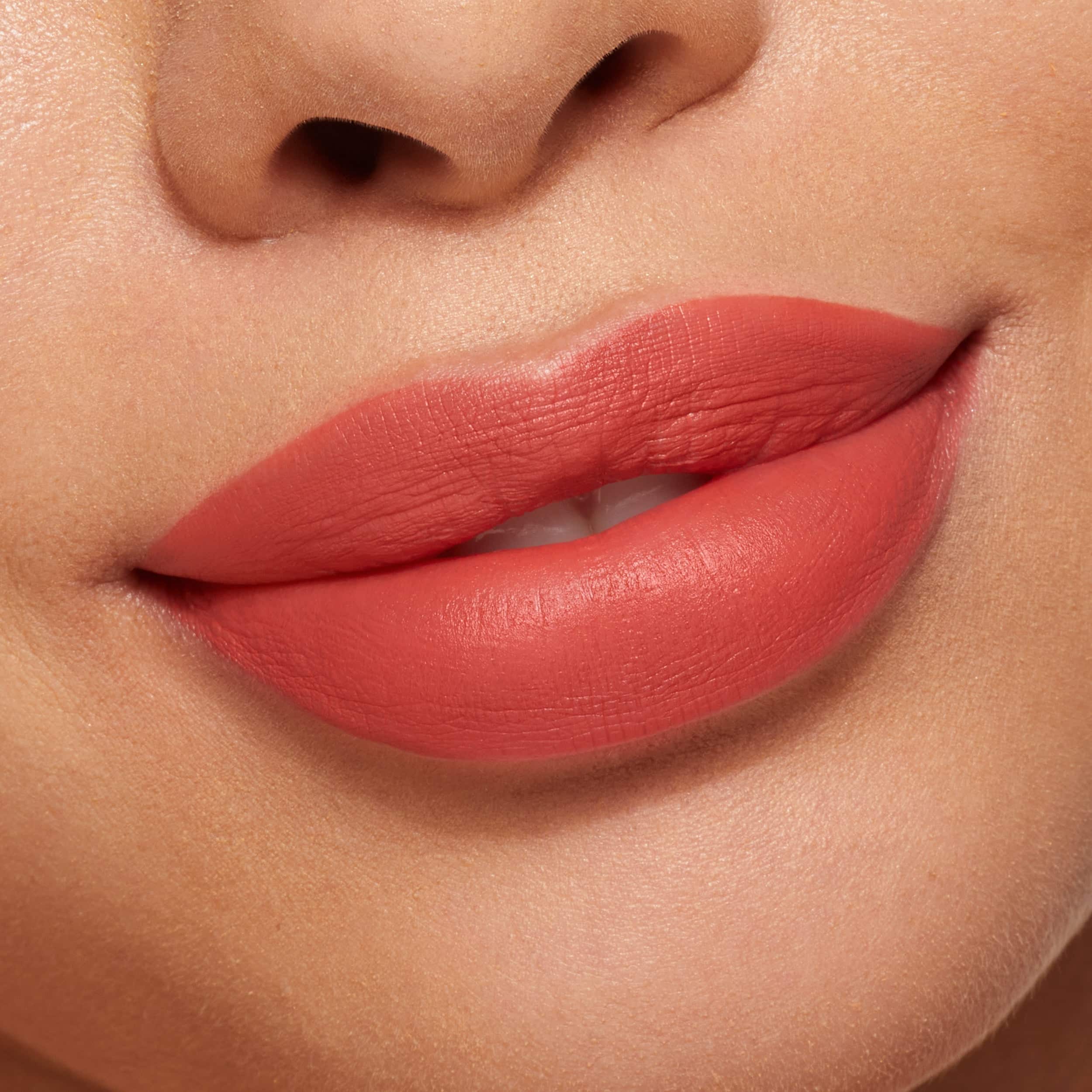 Kylie Matte Lipstick - Sneaker Türkiye