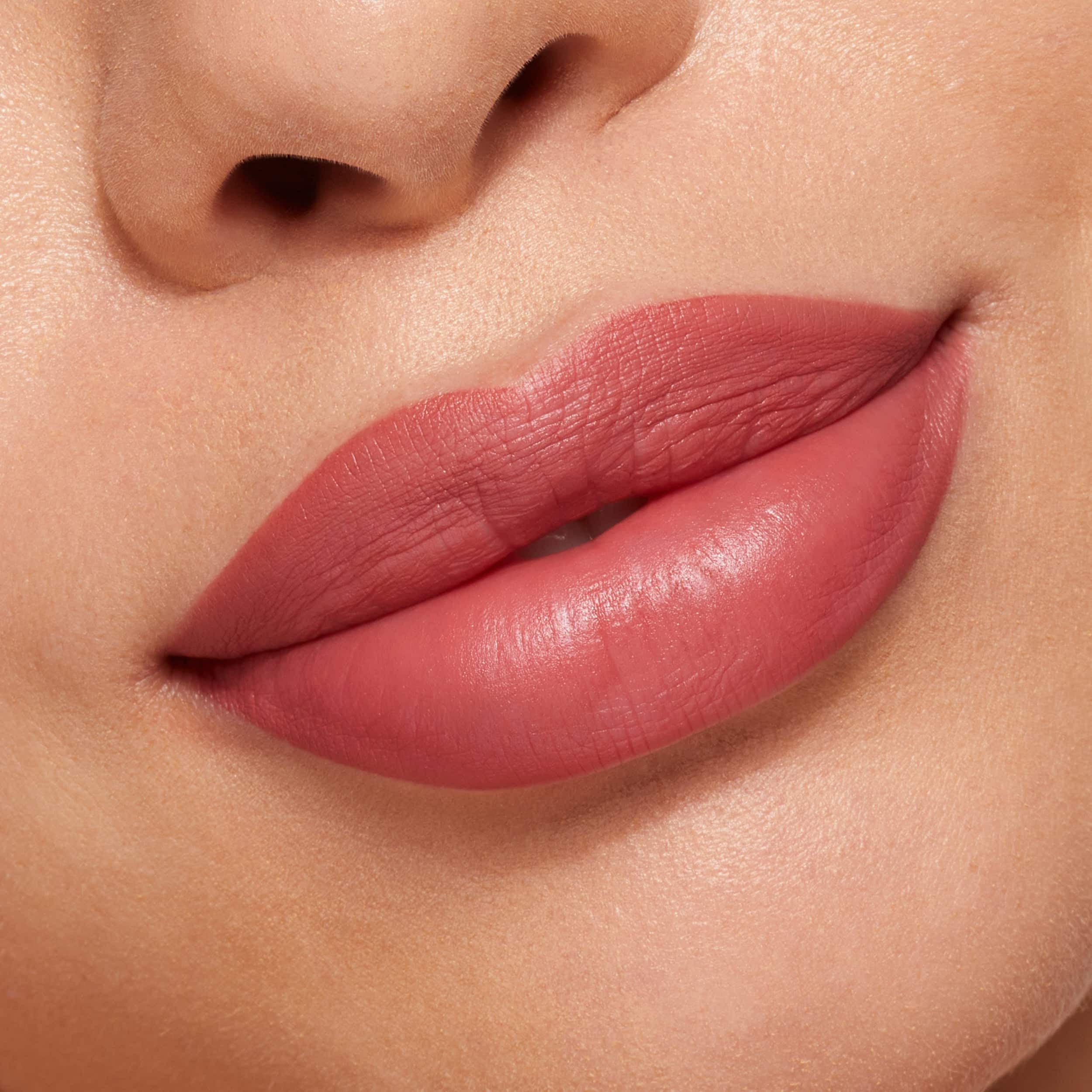Kylie Matte Lipstick - Sneaker Türkiye