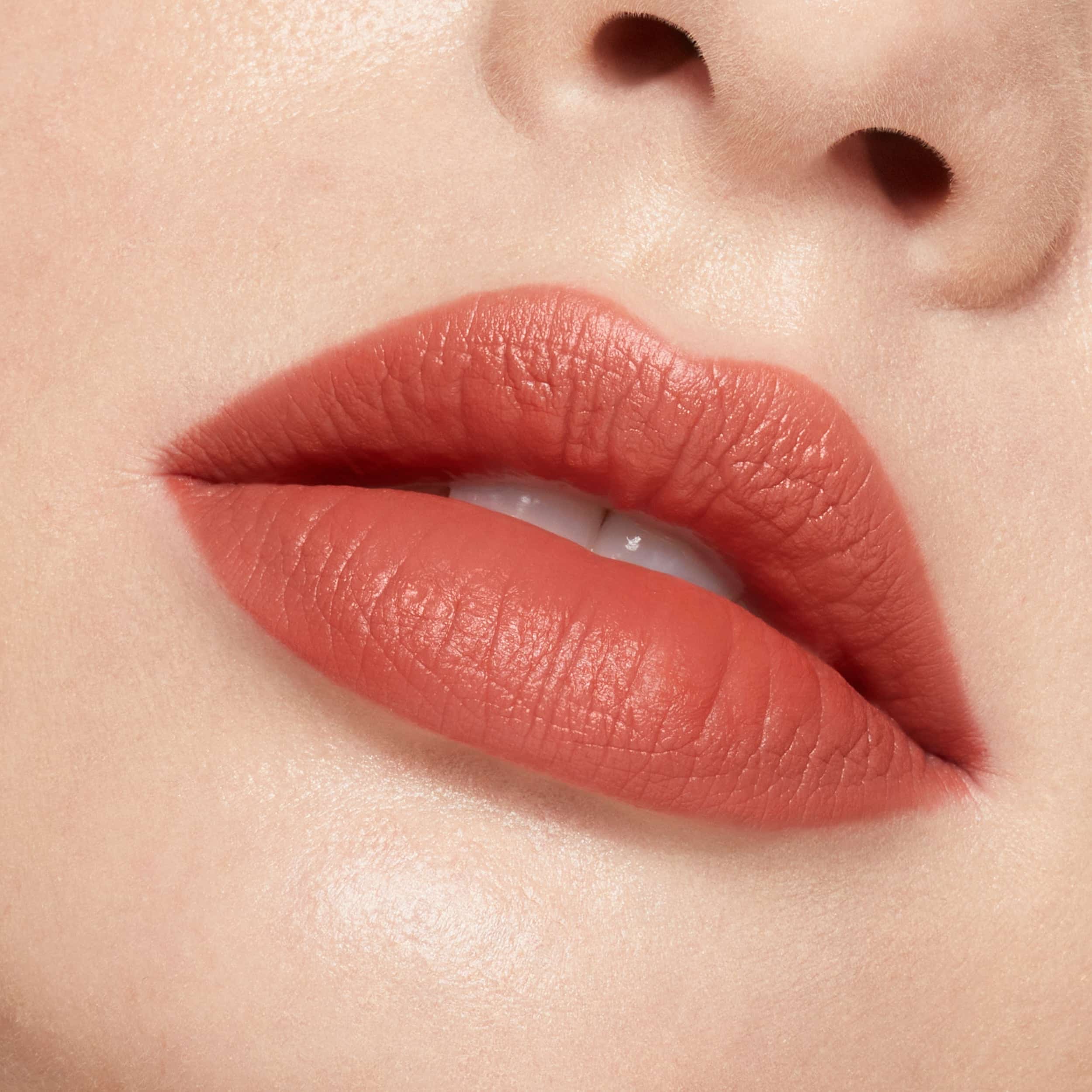 Kylie Matte Lipstick - Sneaker Türkiye