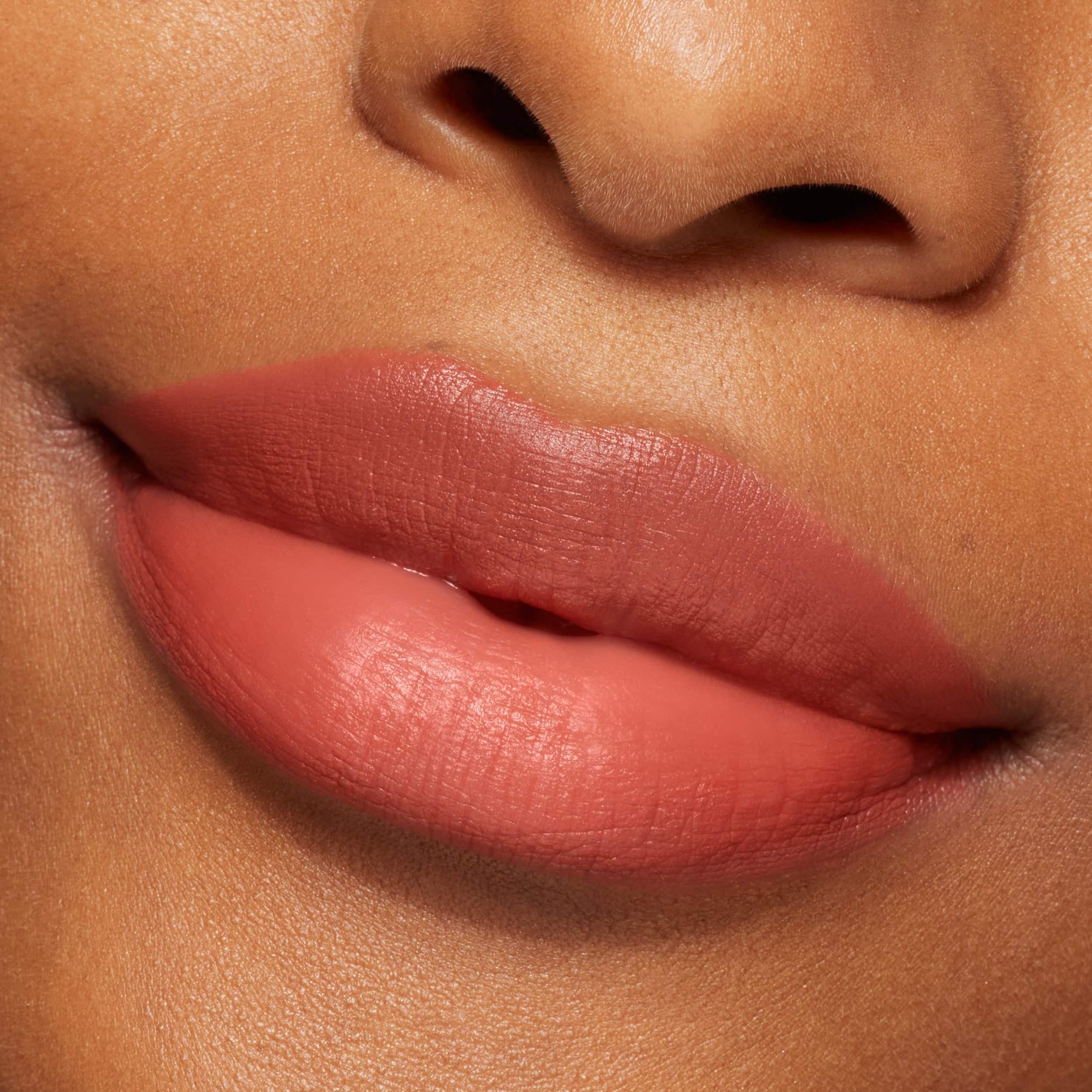 Kylie Matte Lipstick - Sneaker Türkiye