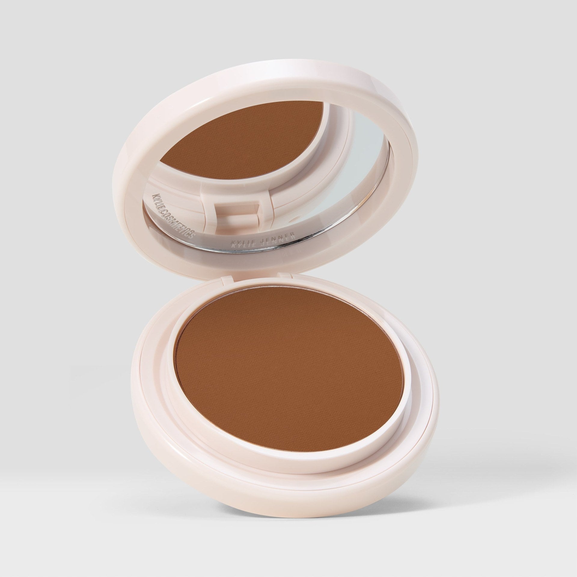 Kylie Natural Blur Powder Foundation - Sneaker Türkiye