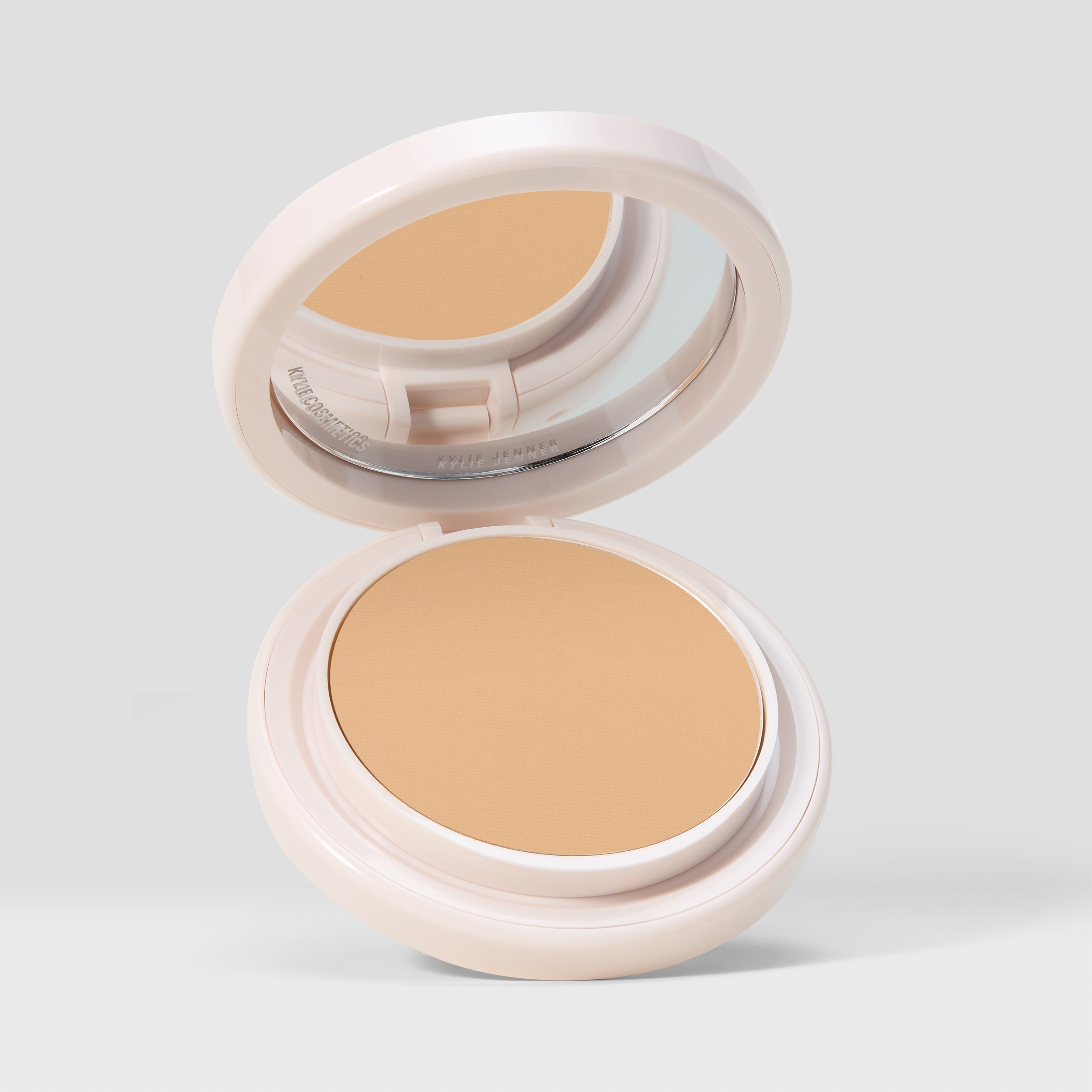 Kylie Natural Blur Powder Foundation - Sneaker Türkiye
