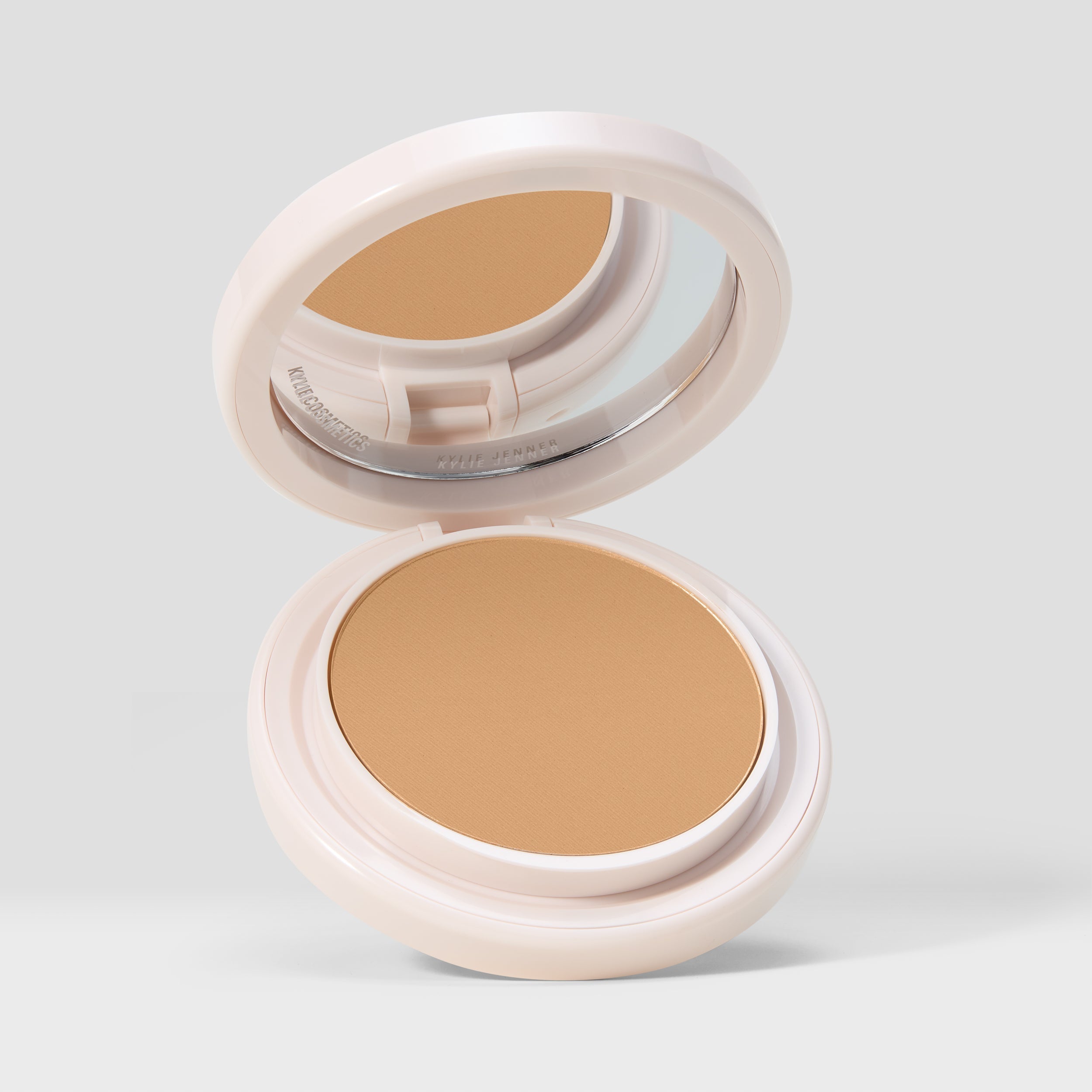 Kylie Natural Blur Powder Foundation - Sneaker Türkiye