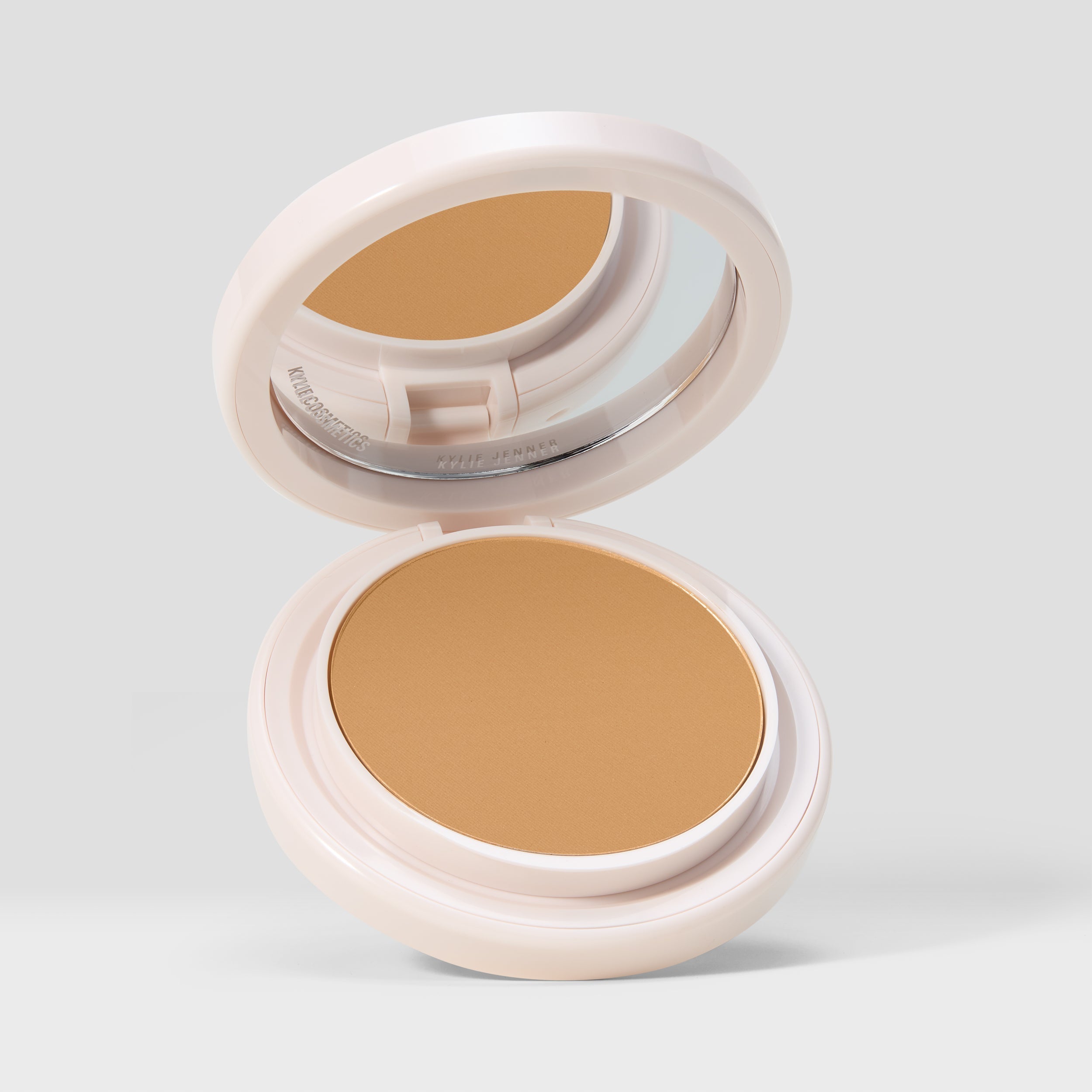 Kylie Natural Blur Powder Foundation - Sneaker Türkiye