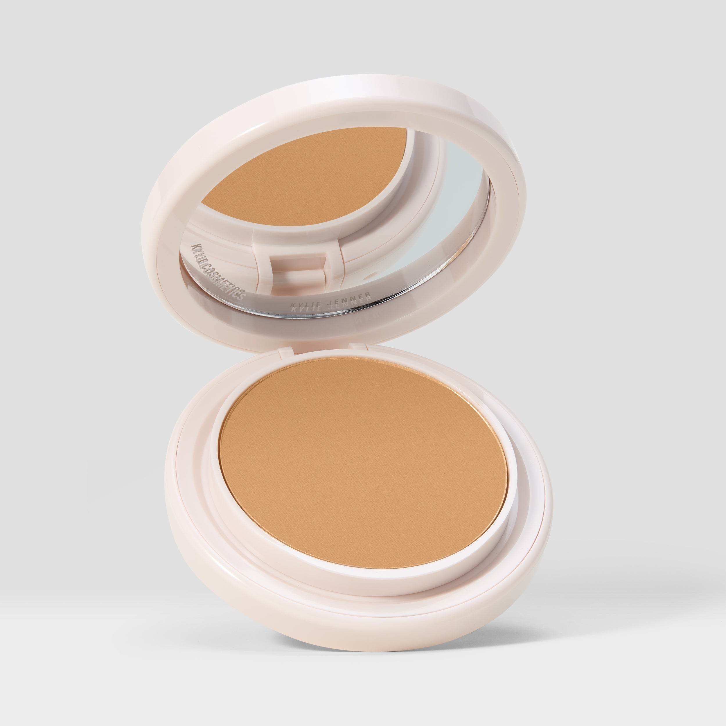 Kylie Natural Blur Powder Foundation - Sneaker Türkiye