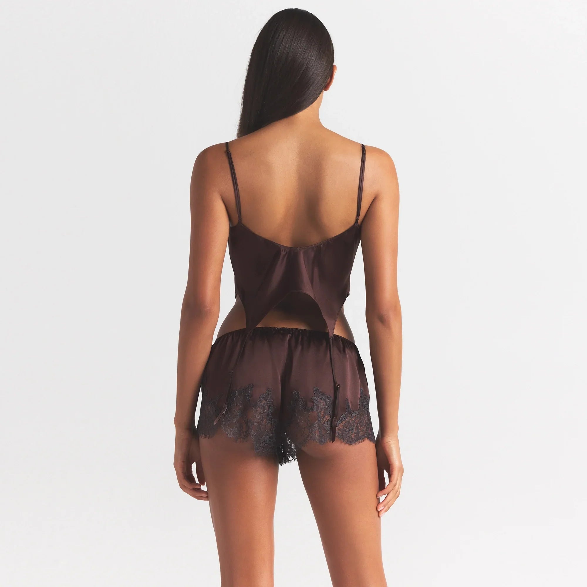 SKIMS SILK LACE GARTER CAMI AND SHORT SET | ESPRESSO CONTRAST - Sneaker Türkiye