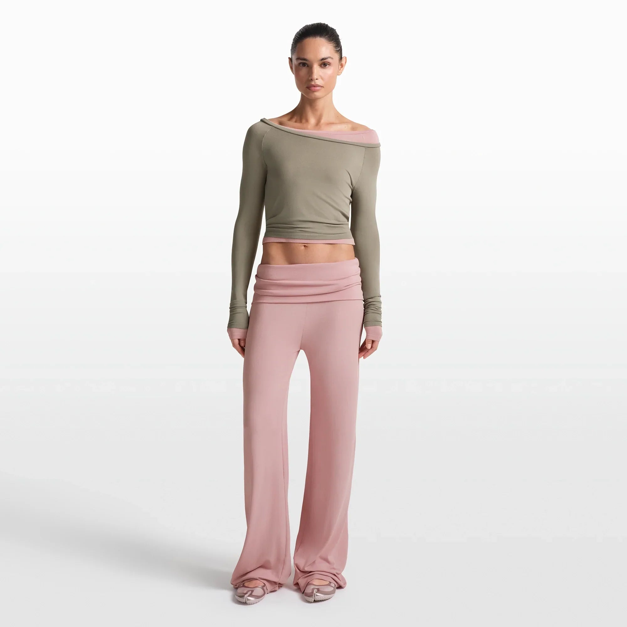 NikeSKIMS STRETCH KNIT LONG SLEEVE BOATNECK TOP | DUNE - Sneaker Türkiye