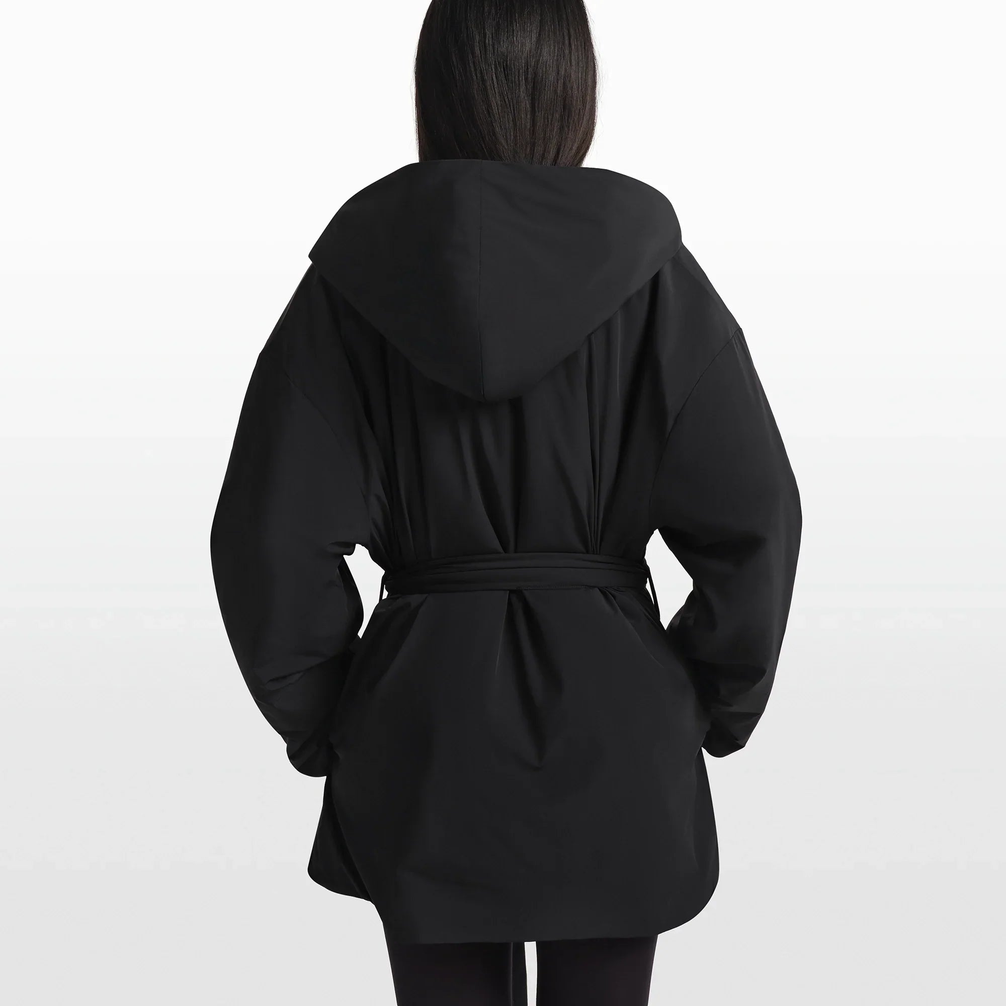 NikeSKIMS WOVEN NYLON WRAP COAT | OBSIDIAN - Sneaker Türkiye