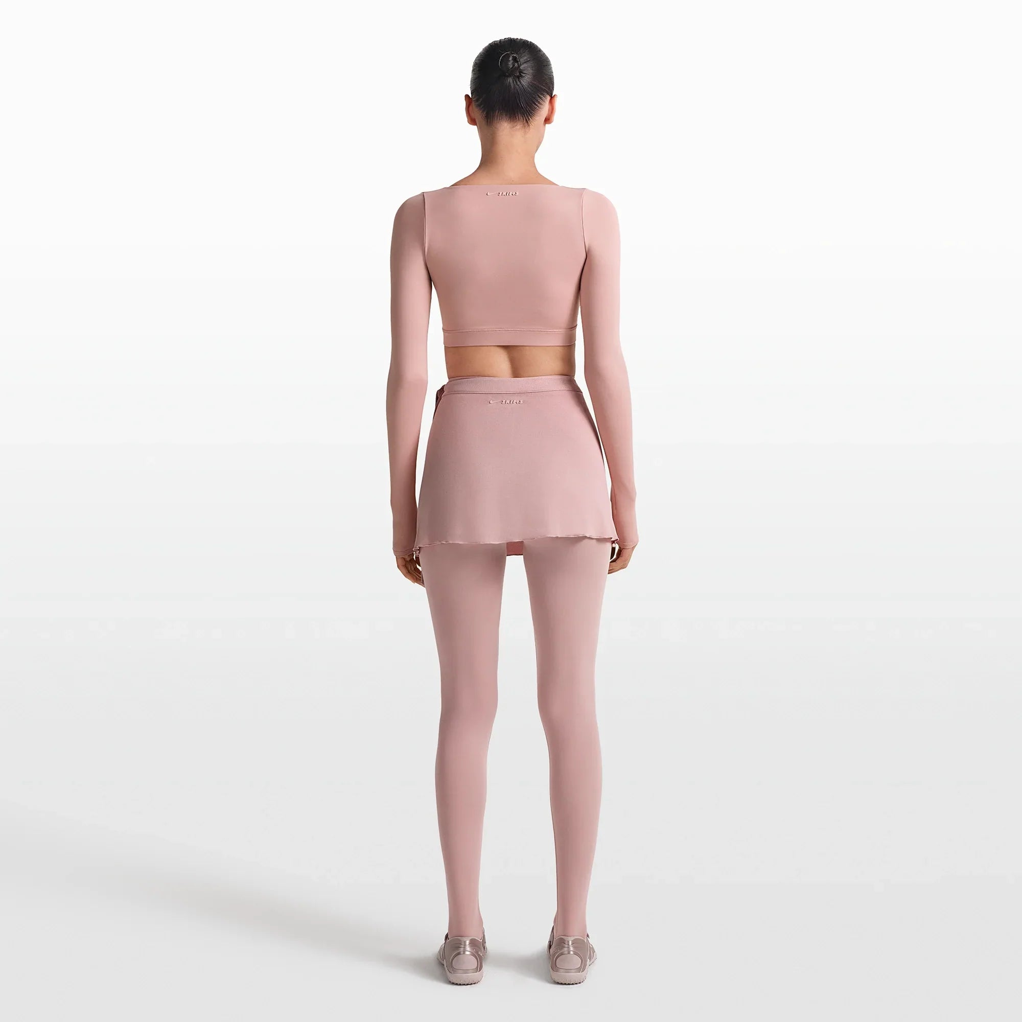 NikeSKIMS MATTE WRAP LONG SLEEVE CROPPED TOP | HIMALAYAN - Sneaker Türkiye