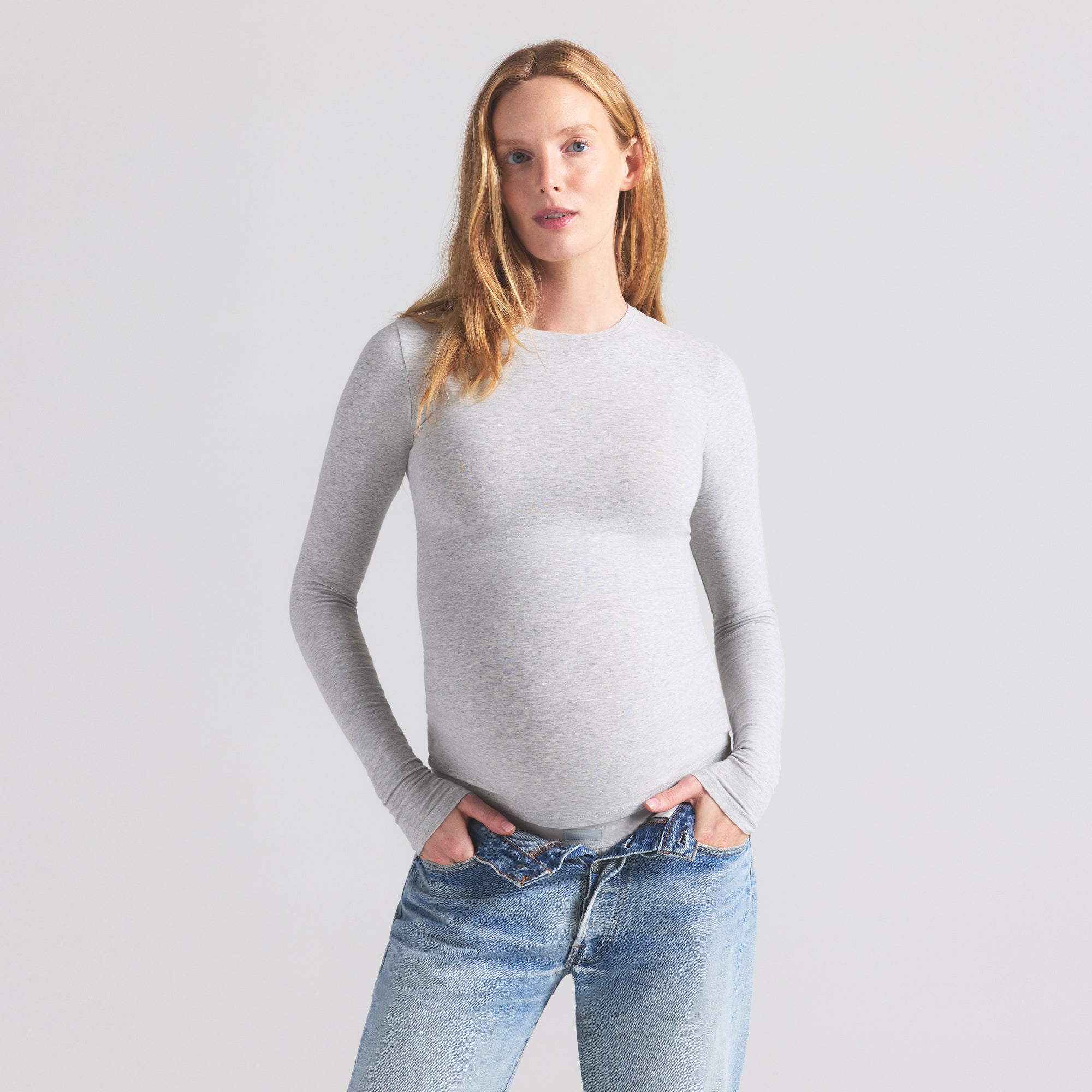 SKIMS COTTON JERSEY MATERNITY LONG SLEEVE T-SHIRT | LIGHT HEATHER GREY - Sneaker Türkiye