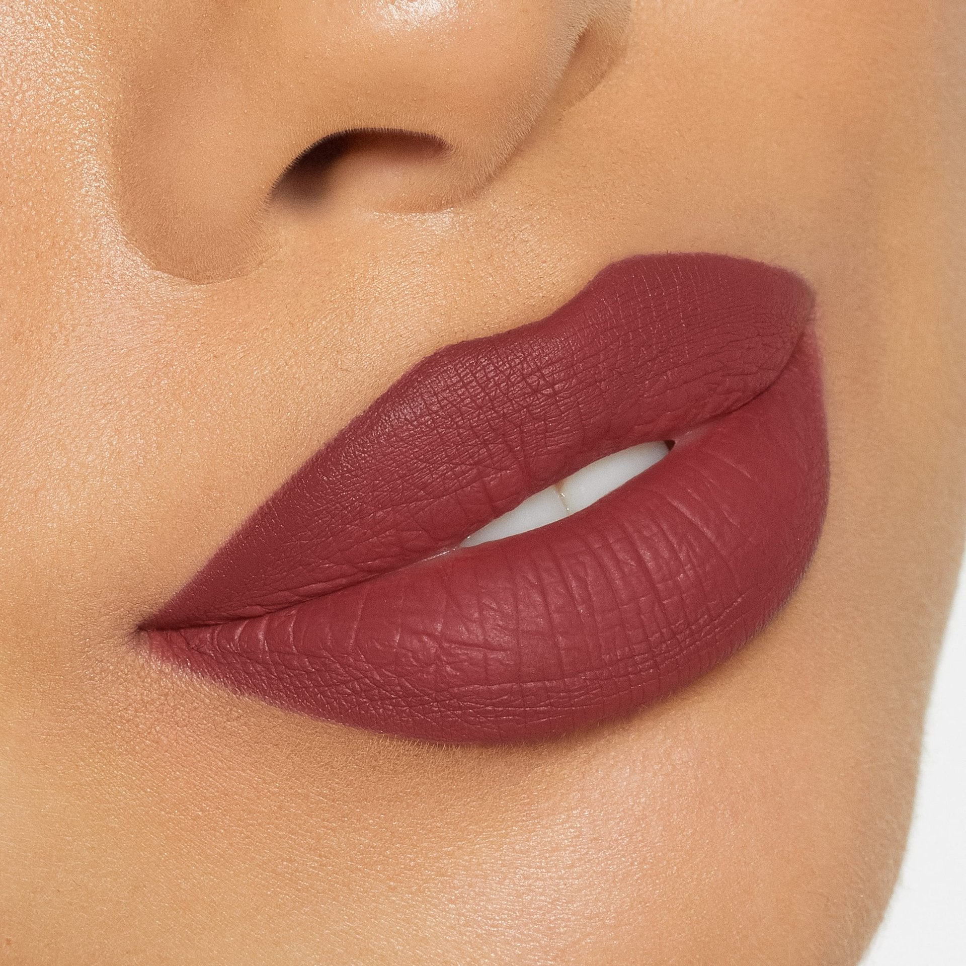 Kylie Matte Lip Kit - Sneaker Türkiye