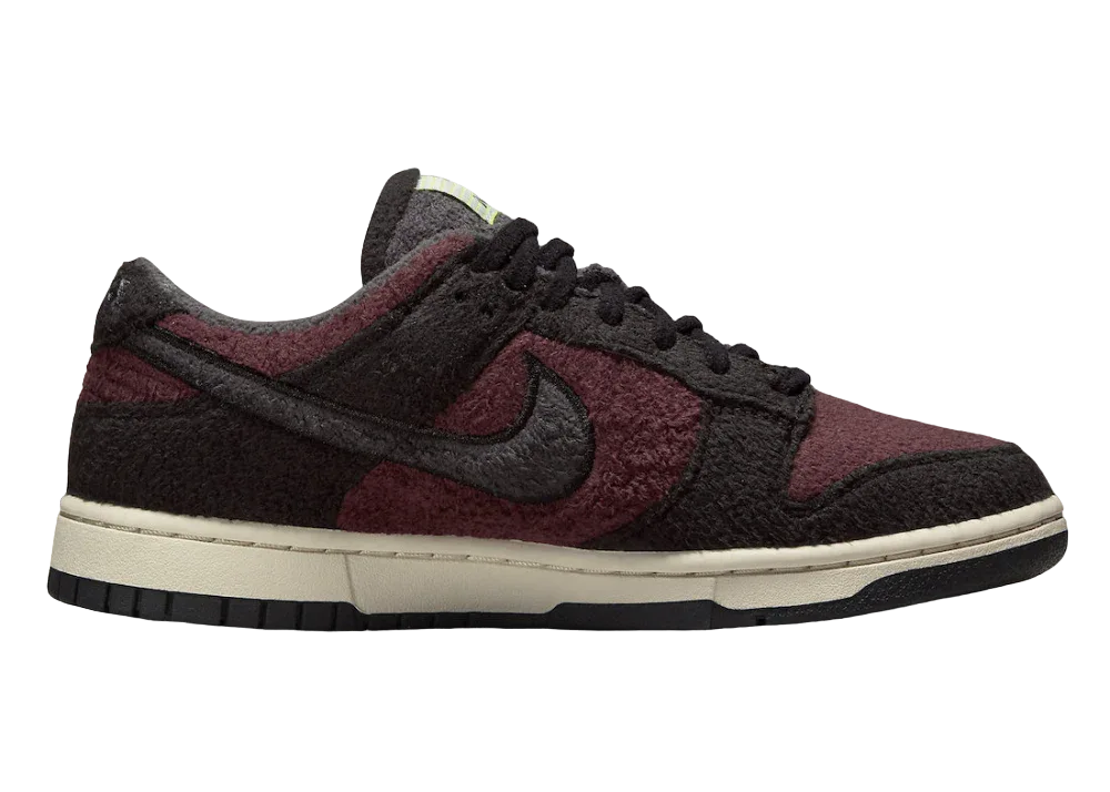 Nike Dunk Low SE Fleece Pack Burgundy Crush (W) - Sneaker Türkiye