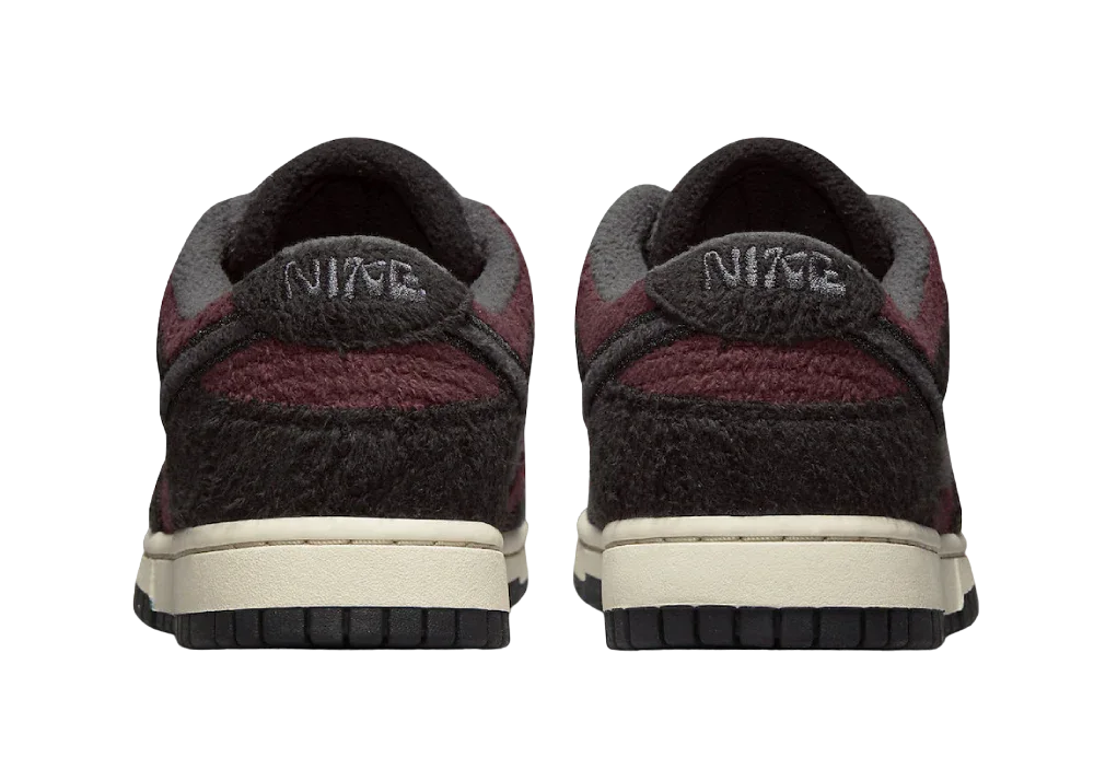 Nike Dunk Low SE Fleece Pack Burgundy Crush (W) - Sneaker Türkiye