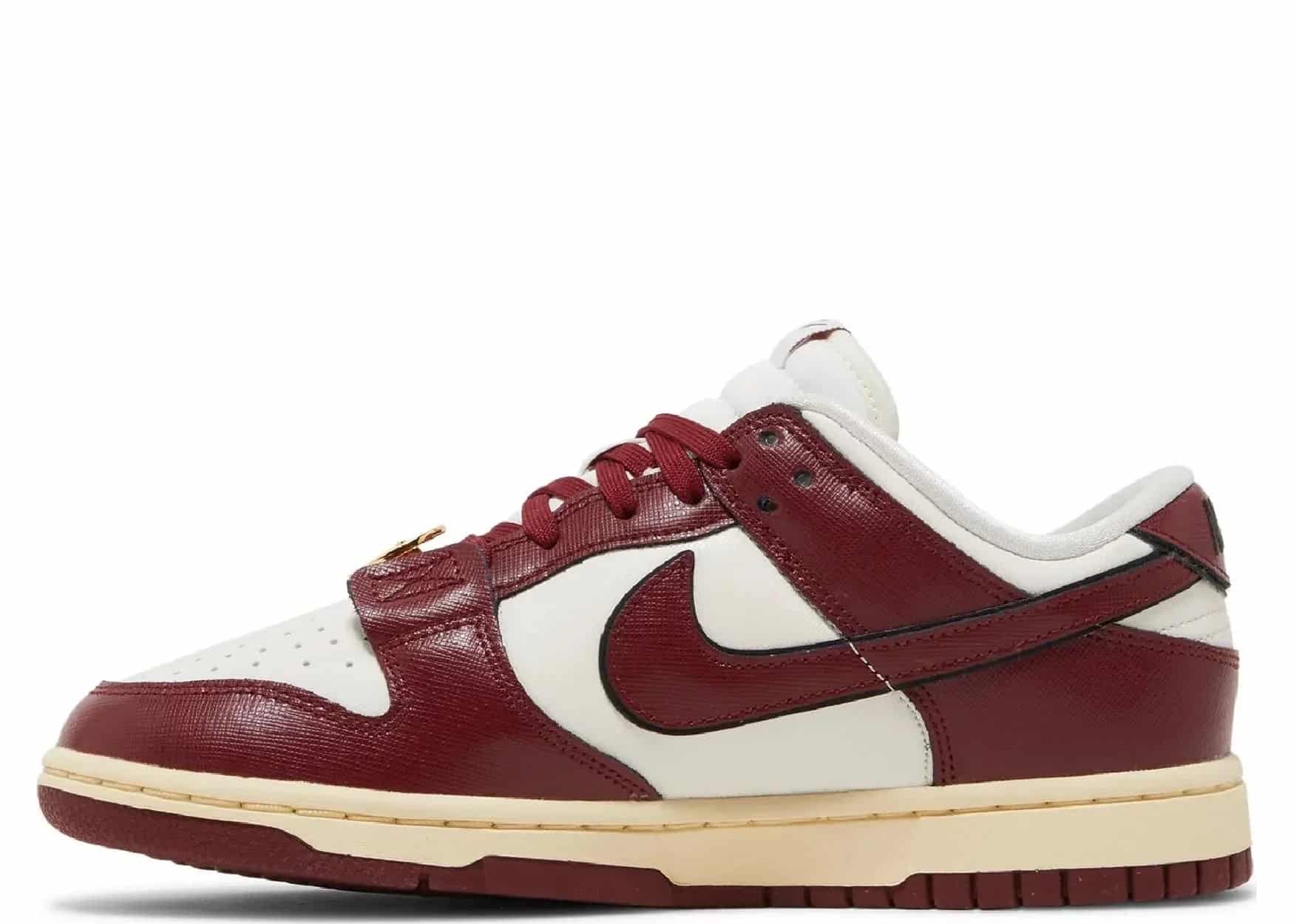 Nike Dunk Low SE Just Do It Sail Team Red (W) - Sneaker Türkiye