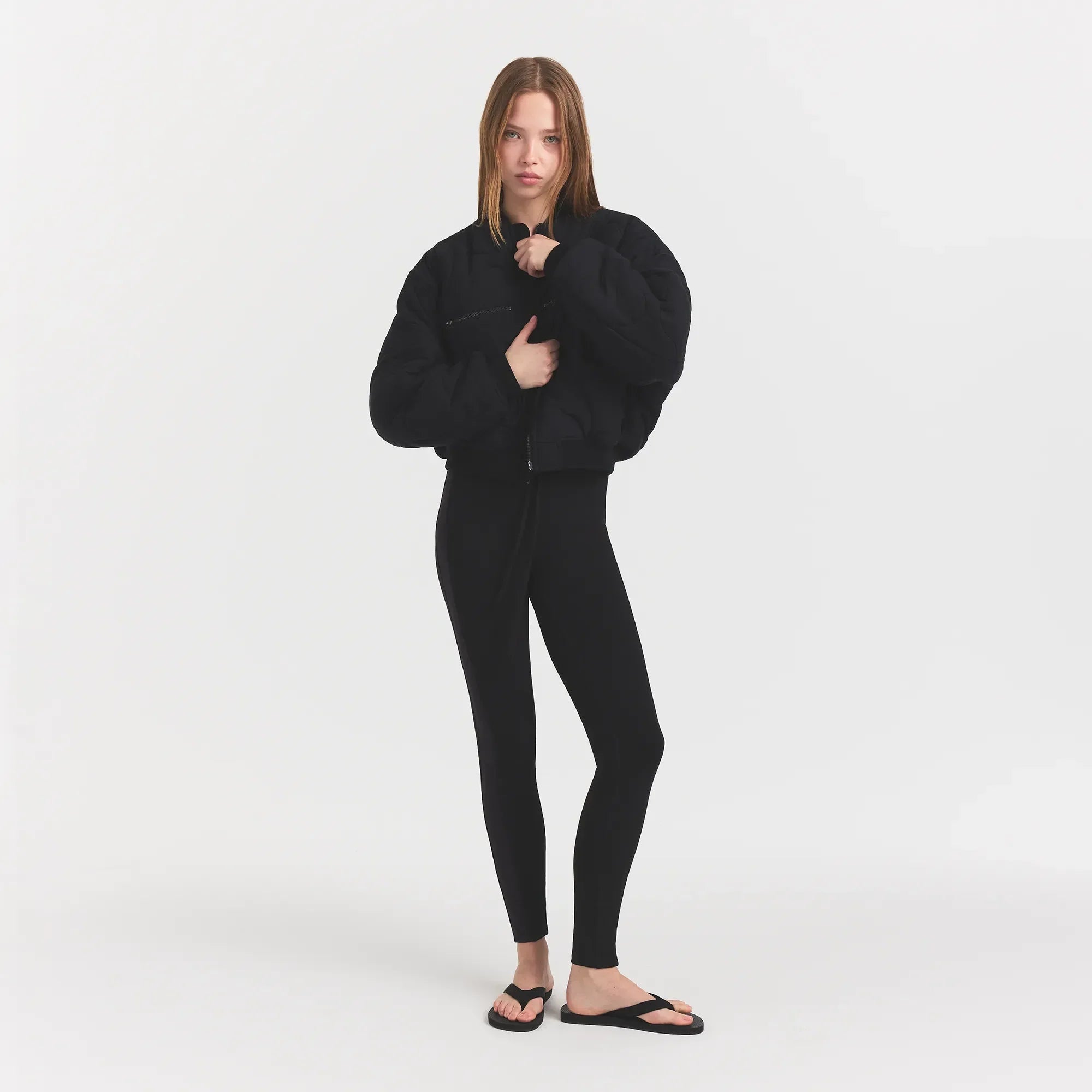 SKIMS NEOPRENE OUTERWEAR REVERSIBLE BOMBER JACKET | OBSIDIAN - Sneaker Türkiye