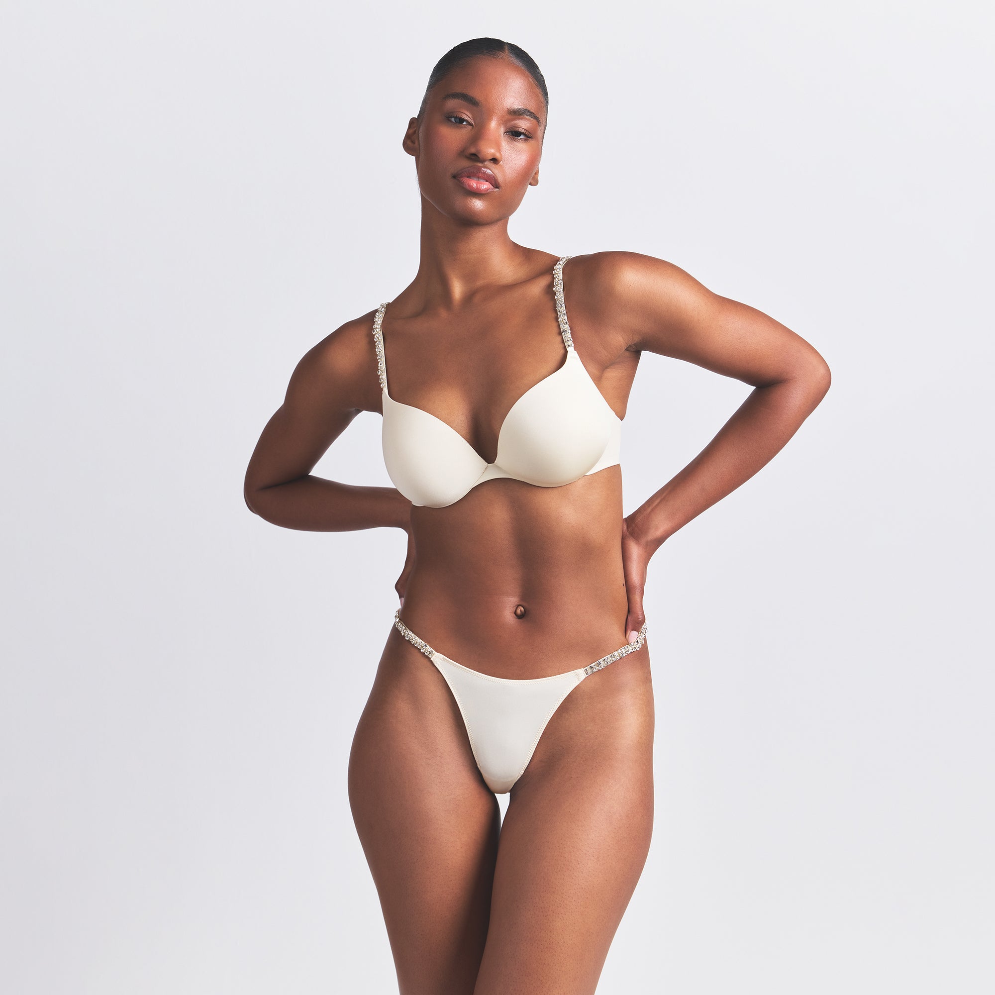SKIMS ULTIMATE RHINESTONE TEARDROP PUSH-UP BRA | ECRU - Sneaker Türkiye