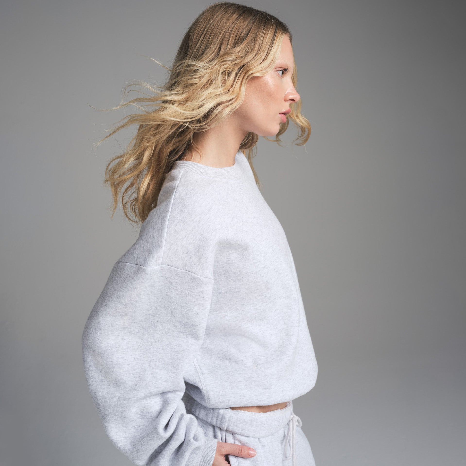 SKIMS COTTON FLEECE CLASSIC CREWNECK | LIGHT HEATHER GREY - Sneaker Türkiye