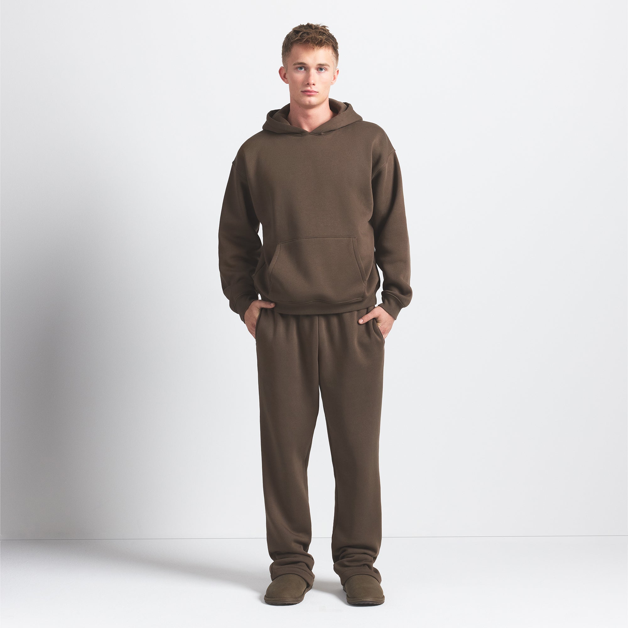 SKIMS FLEECE LOUNGE MENS RELAXED HOODIE | DRIFTWOOD - Sneaker Türkiye