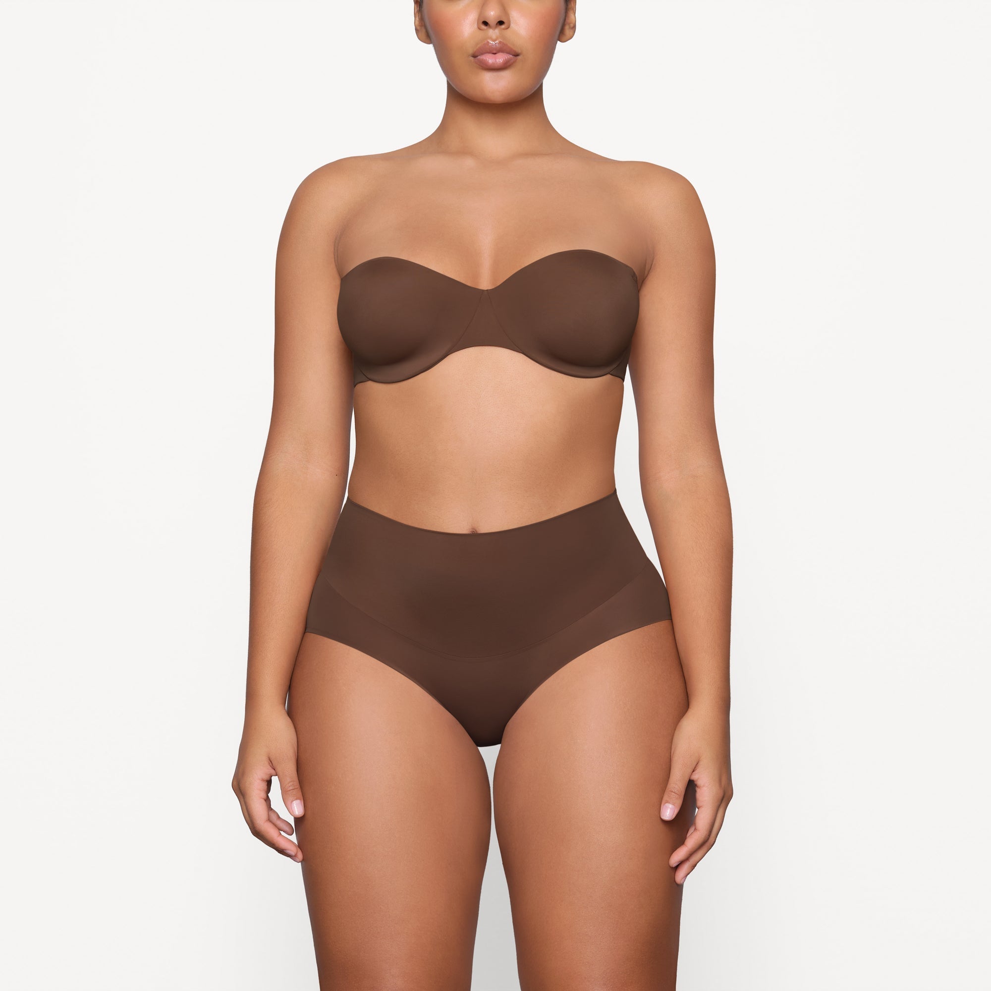 SKIMS SMOOTHING INTIMATES HIGH-WAISTED BRIEF | JASPER - Sneaker Türkiye